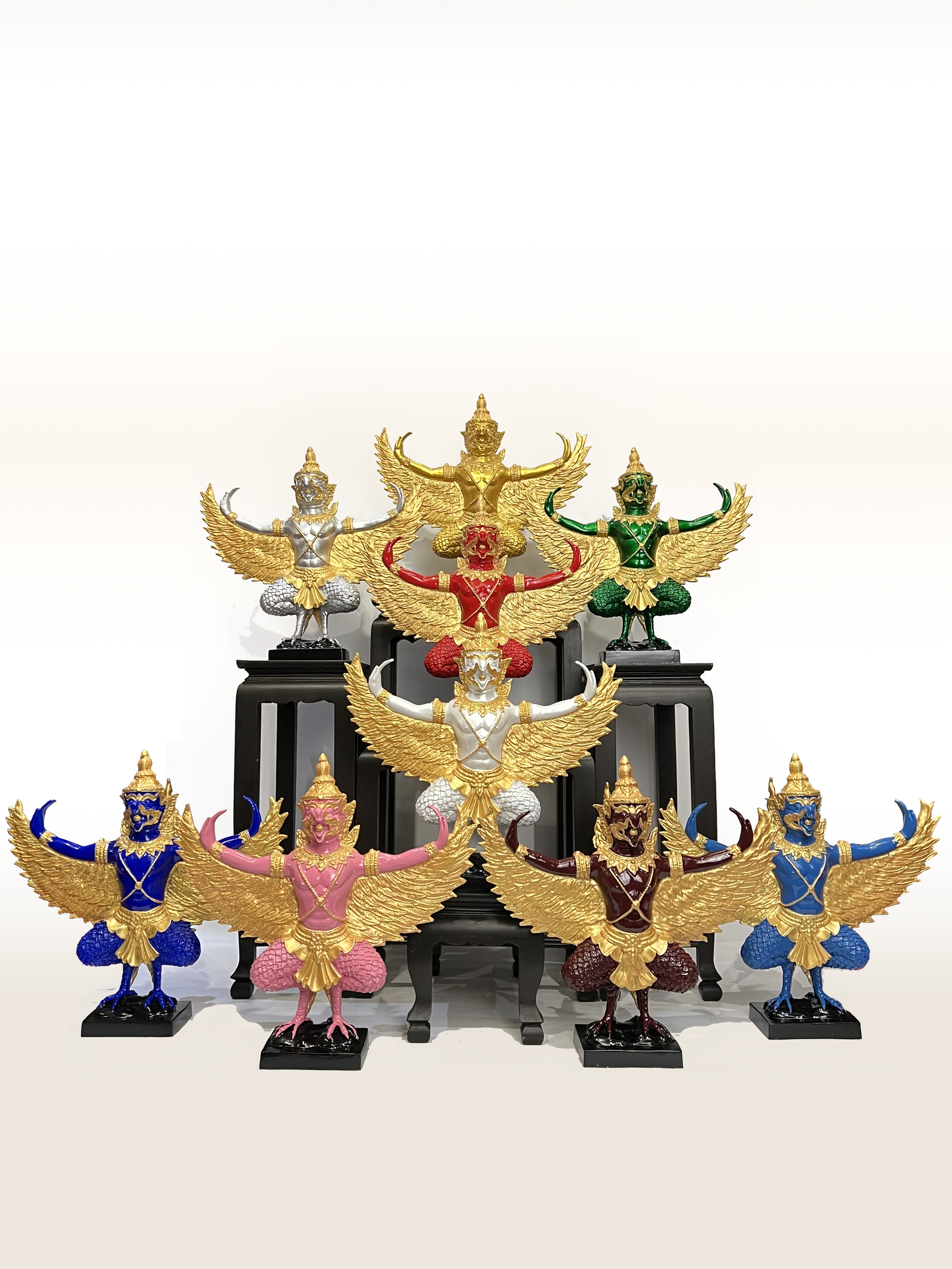 ชุด กษัตริย์แห่งครุฑ 9 พระองค์ หน้าตัก 7 นิ้ว (สามารถเช่าบูชาแยกได้)