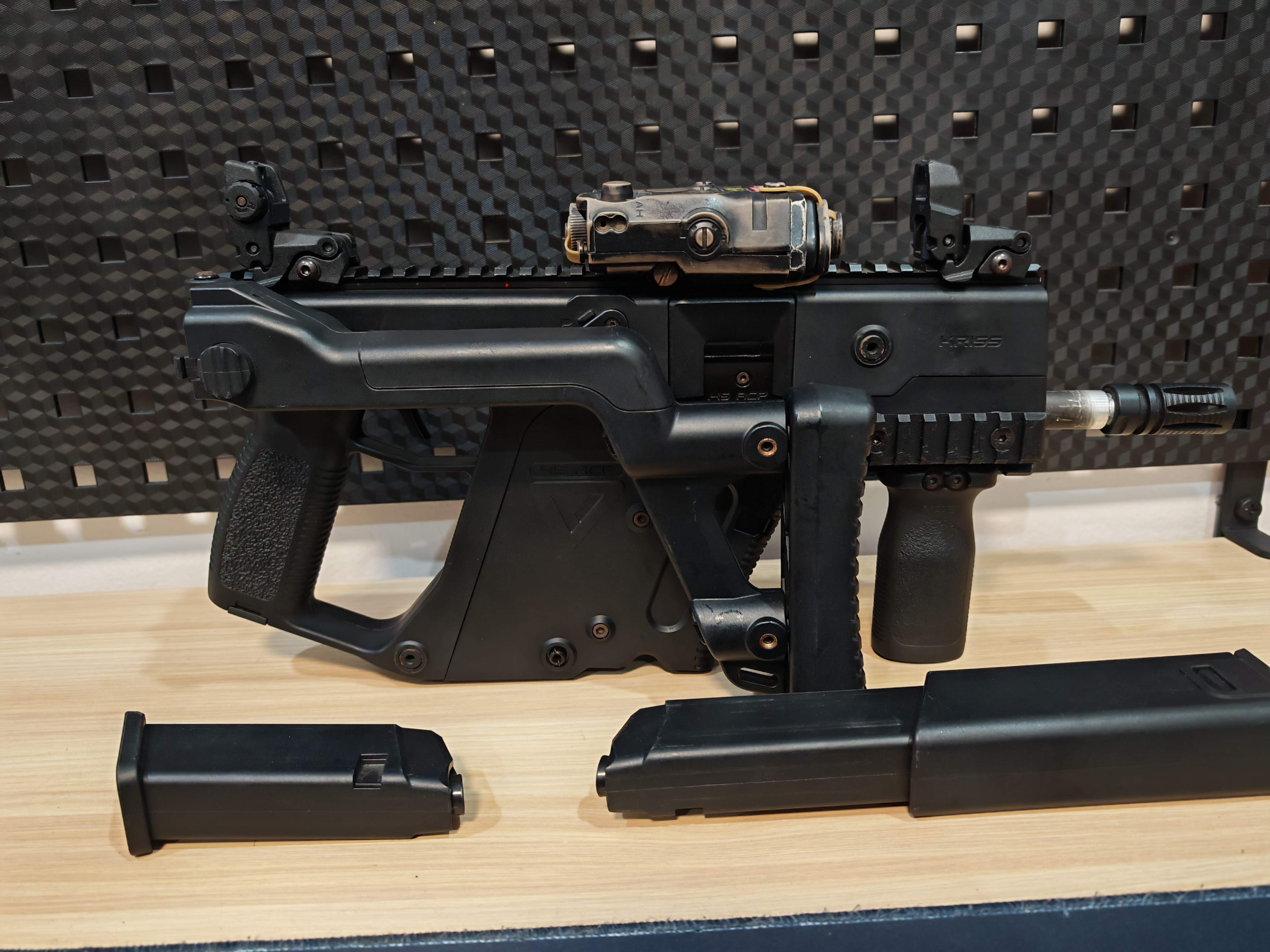 ARES Kriss Super V (Kriss Vector) AEG BB Gun บีบีกัน Airsoft Gun ปืนอัดลม ปืนยาวไฟฟ้า มือสอง