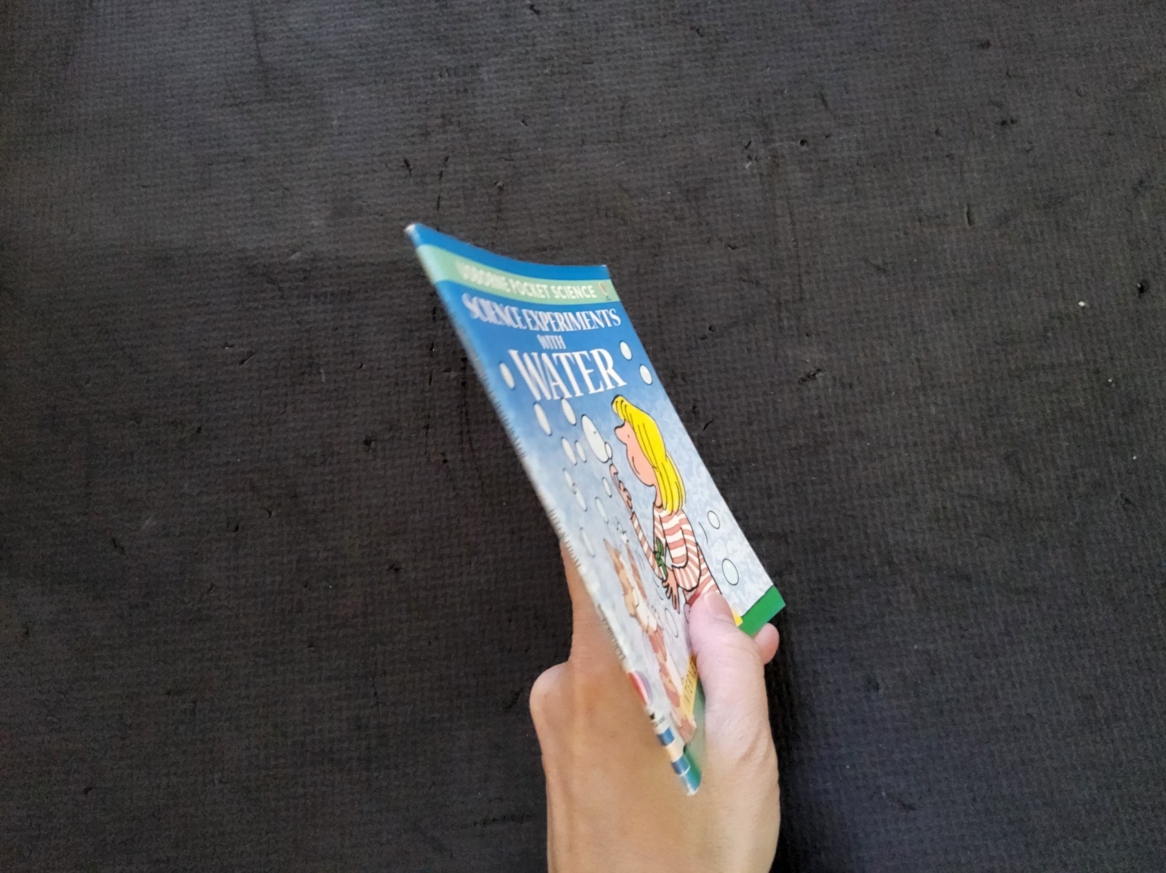 KNOWLEDGE BOOK** ♥️♥️USBORNE POCKET SCIENCE EXPERIMENTS WITH WATER