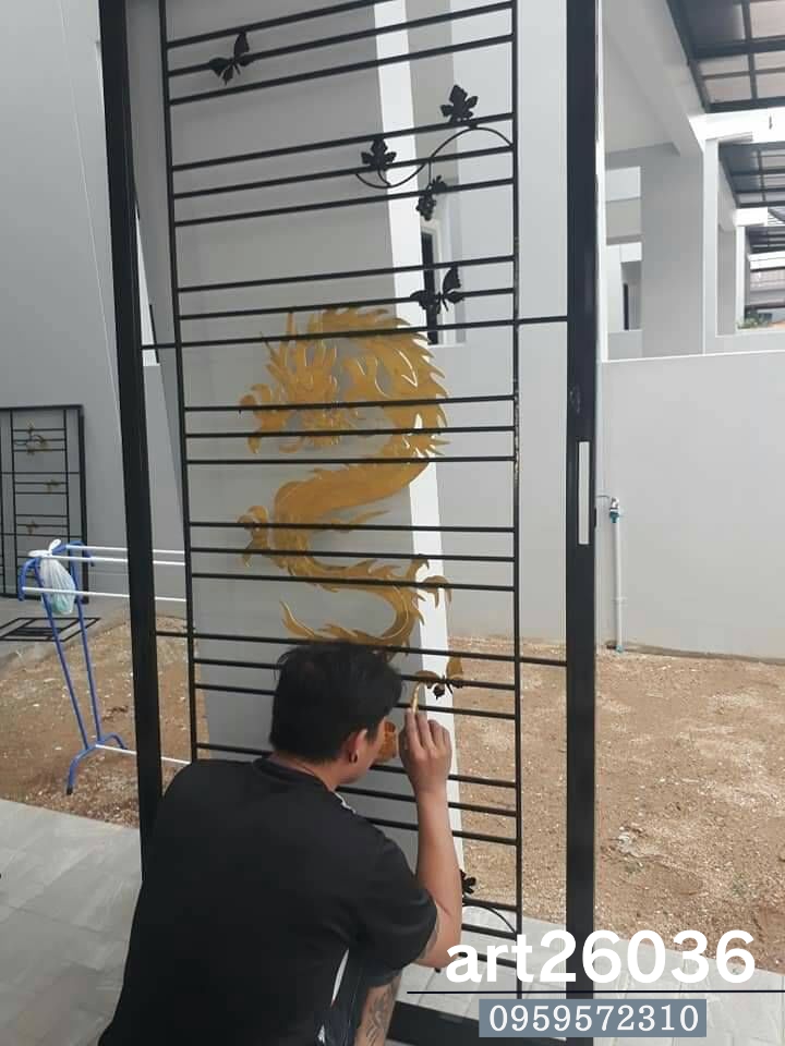 เหล็กดัดสีอบดำ ลายมังกร สวยๆ