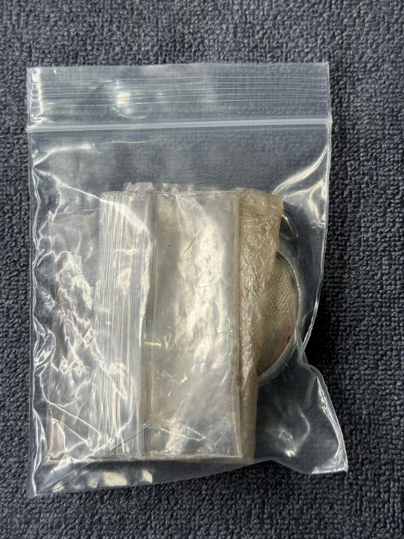 พระทันตธาตุครูบาเมือง วัดท่าแหน จ.ลำปาง พระทันตธาตุ ครูบาเมืององค์นี้ได้มาจากคุณลุงประเสริฐ อายุ 82 ปี ปัจจุบันยังมีชีวิตอยู่ (พ.ศ.2567) คุณลุงประเสริฐท่านเคยเป็นครูสอนในจังหวัดลำปาง ท่านสอนและย้ายโรงเรียน หลายที่ในจังหวัดลำปาง