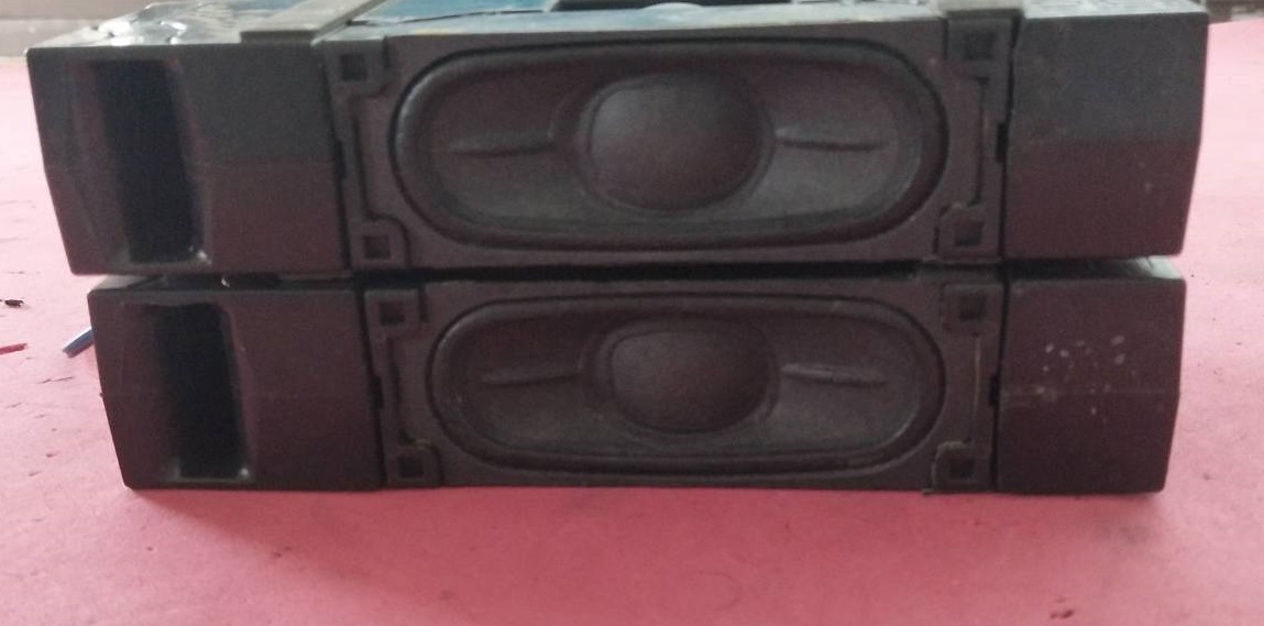 ลำโพงทีวี LG (แอลจี) 6โอมห์ 5/7 วัตต์ อะไหล่แท้/มือสองพร้อมใช้งาน พาร์ทEAB64488701 :EAB63888431 :EAB63888436 :EAB64488702 :EAB63888432 :EAB63888437 ใช้ได้หลายรุ่นตามข้อมูลด้านล่าง