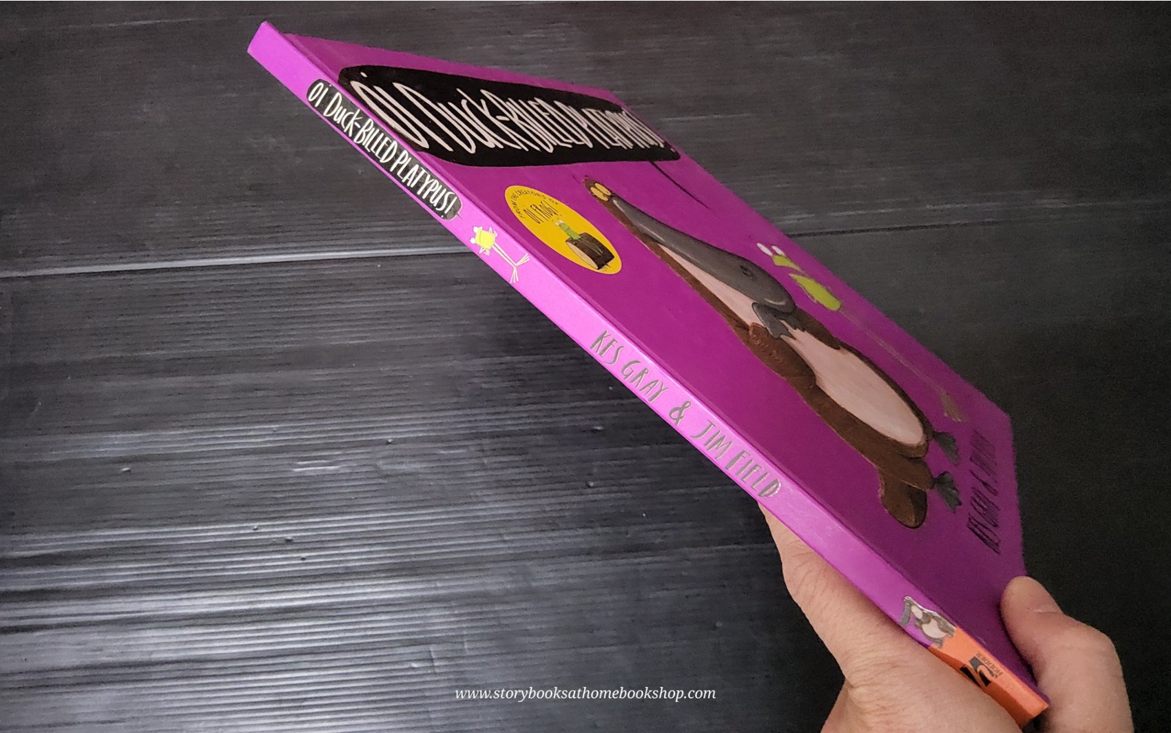 หนังสือนิทานปกแข็ง** 🍅🍓OI DUCK-BILLED PLATYPUS! BY KEY GRAY