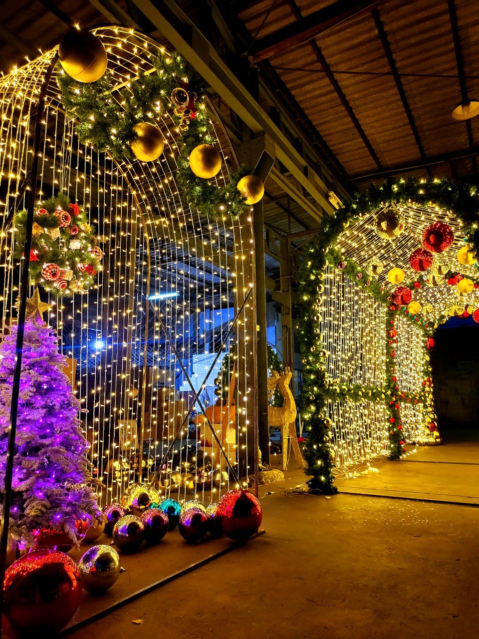 ซุ้มถ่ายภาพในธีมคริสต์มาส1.8*1*2.9.เมตร