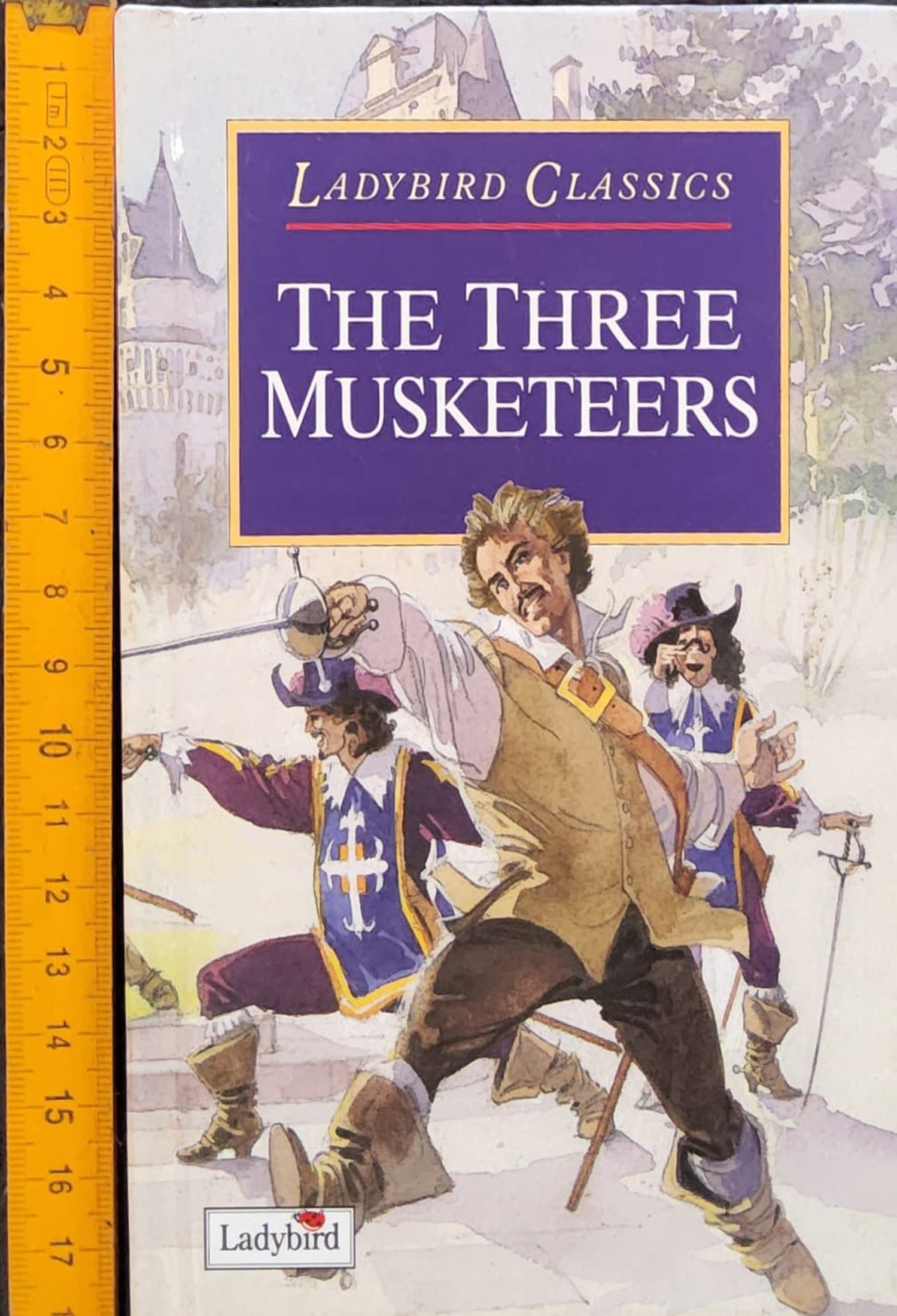 หนังสือนิทานปกแข็ง** 🍅🍓LADYBIRD CLASSIC: THE THREE MUSKETEERS