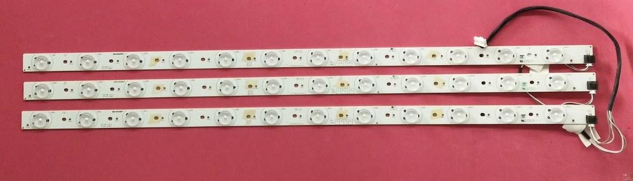 หลอดแบคไลน์ทีวี โตชิบ้า TOSHIBA ของแท้ถอดจากเครื่อง รุ่น 32PB200T (1ชุด3แถว แถวละ12ดวง)