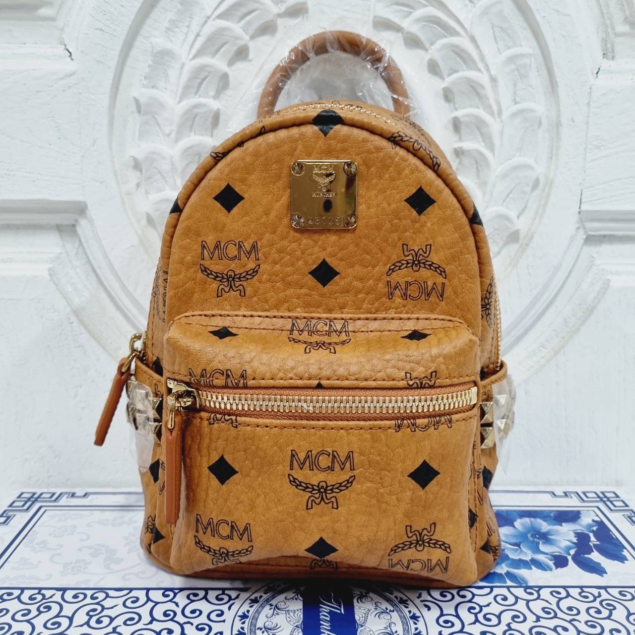 New MCM Stark Bebe Boo Backpack in Skyoptic Visetos (x mini) สะพายเป็นเป้หรือสะพายแบบครอสบอดี้ก็ได้นะคะ