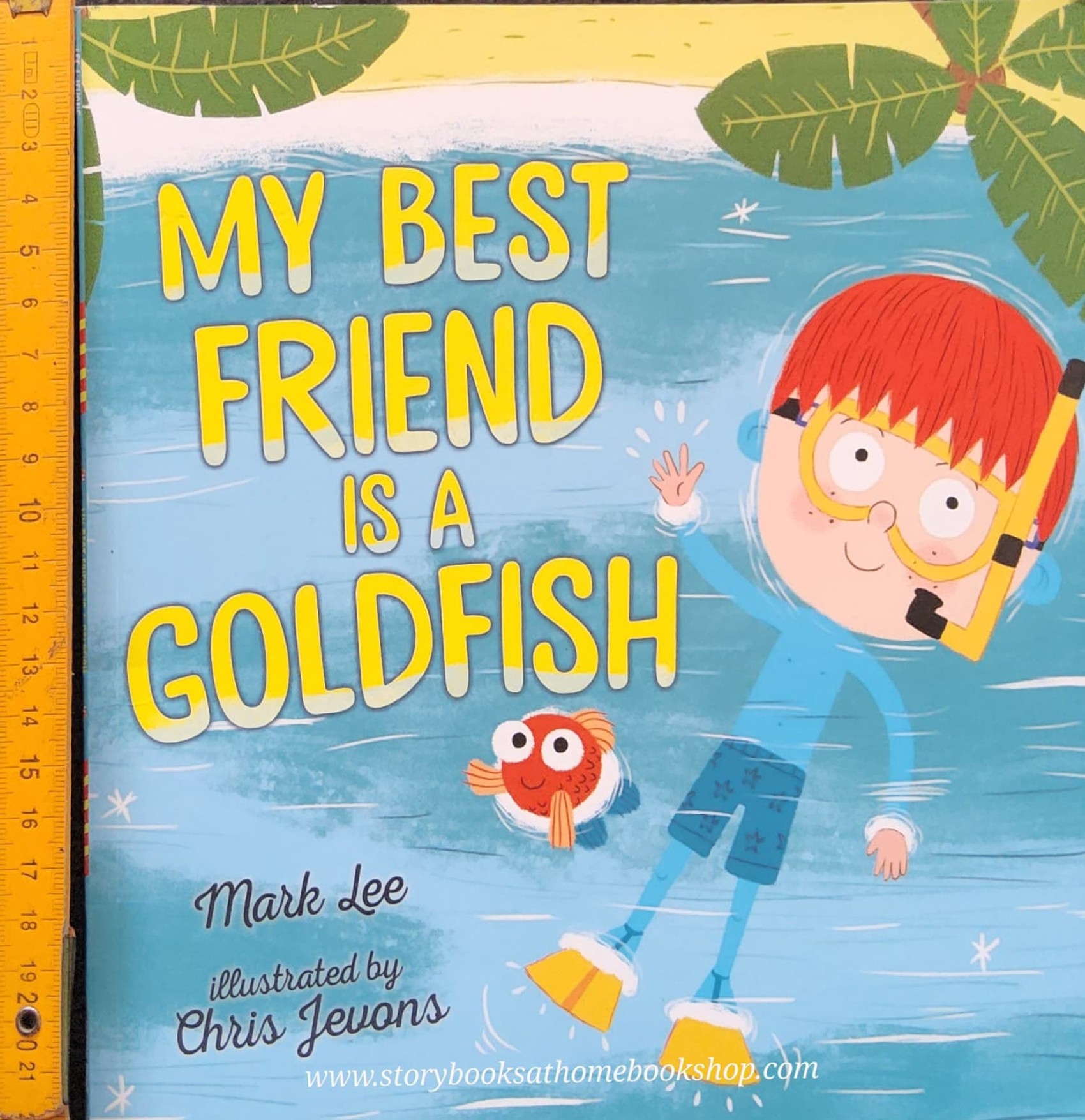 หนังสือนิทานปกอ่อน** 🍅🍓MY BEST FRIEND IS A GOLDFISH MY MARK LEE