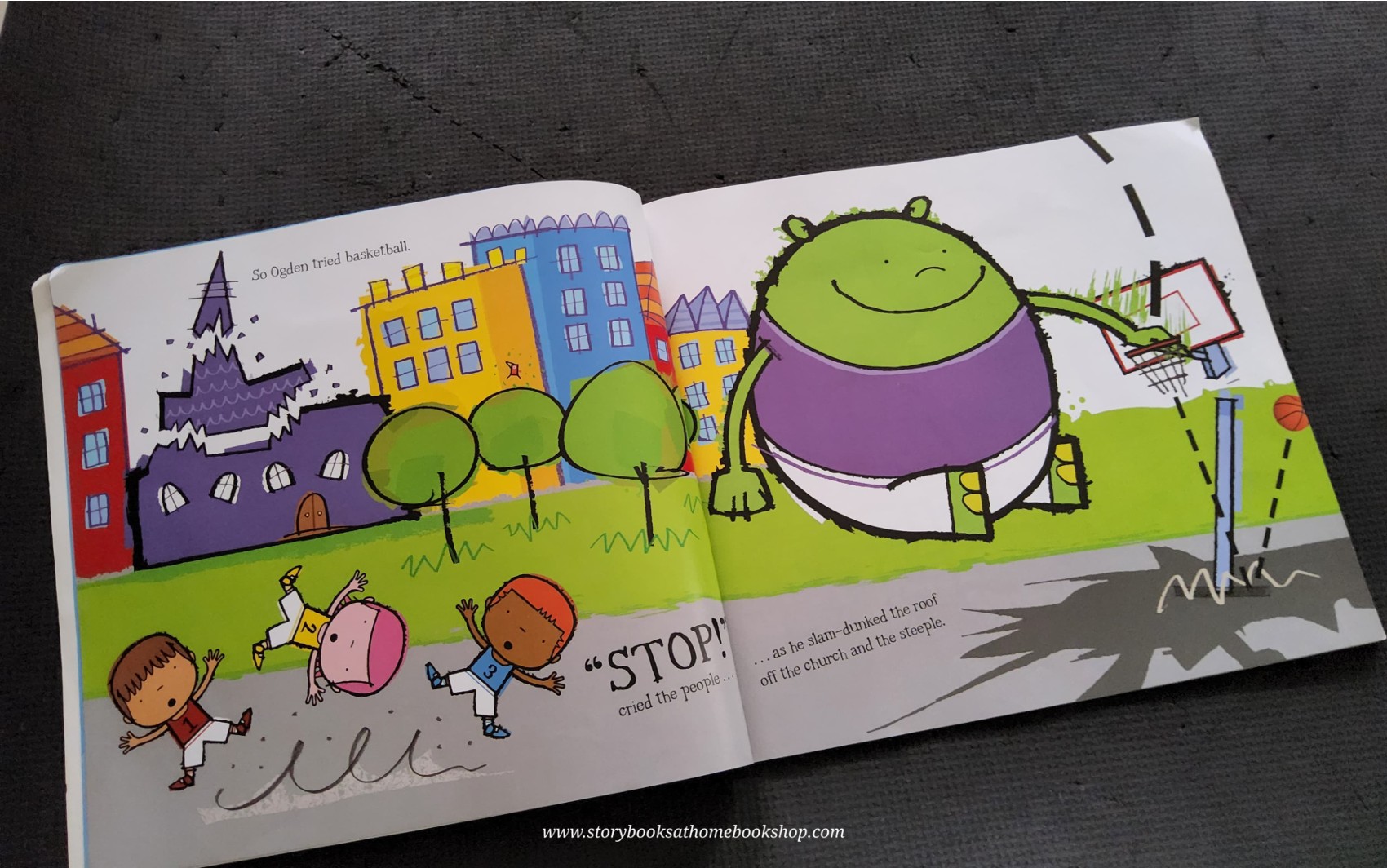 THE WINNER OF THE ROALD DAHL FUNNY PRIZE 2011 **หนังสือนิทานปกอ่อน** 🍓🍓 THE YOGA OGRE