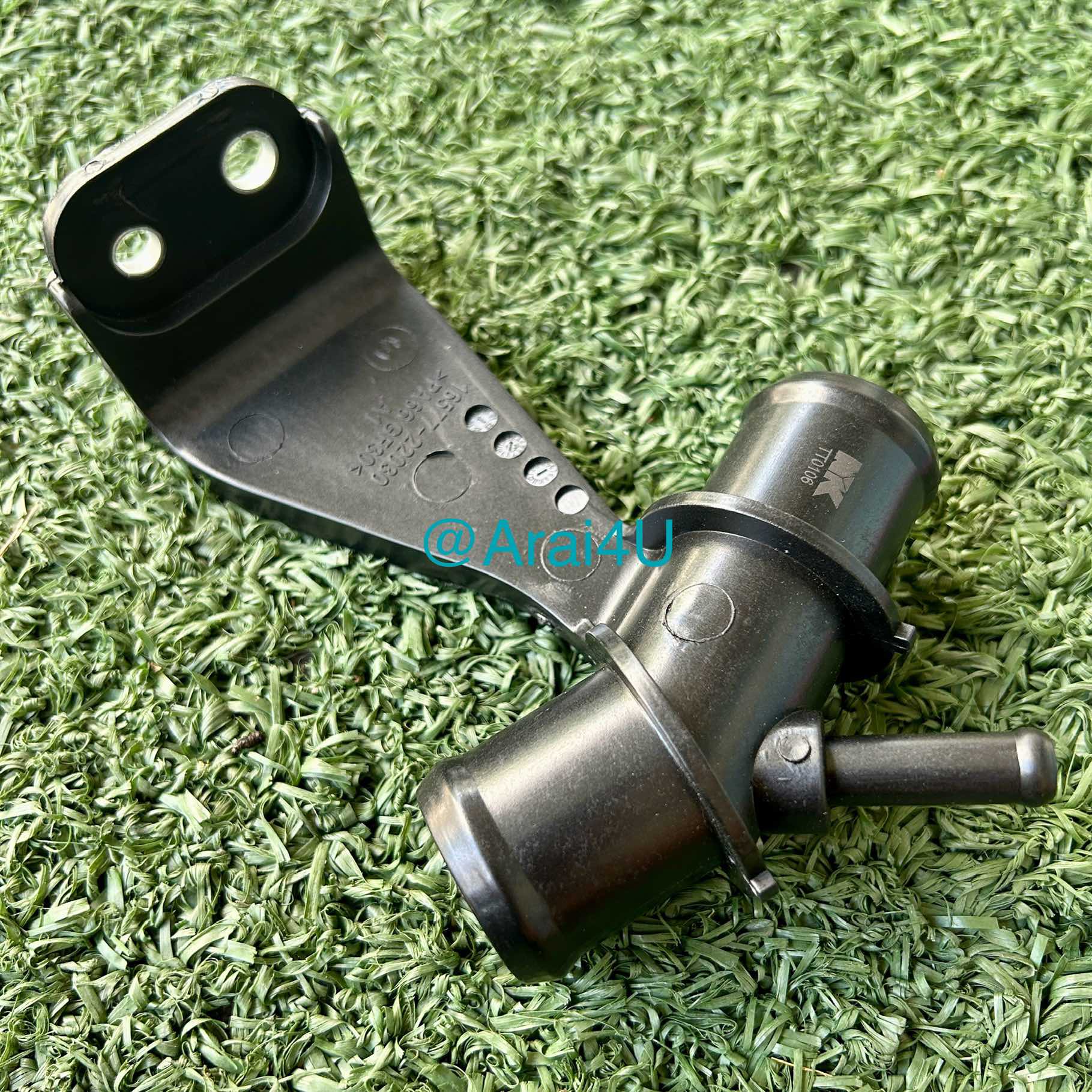 ข้อต่อท่อน้ำ 3ทาง TOYOTA ALTIS 08 พลาสติก