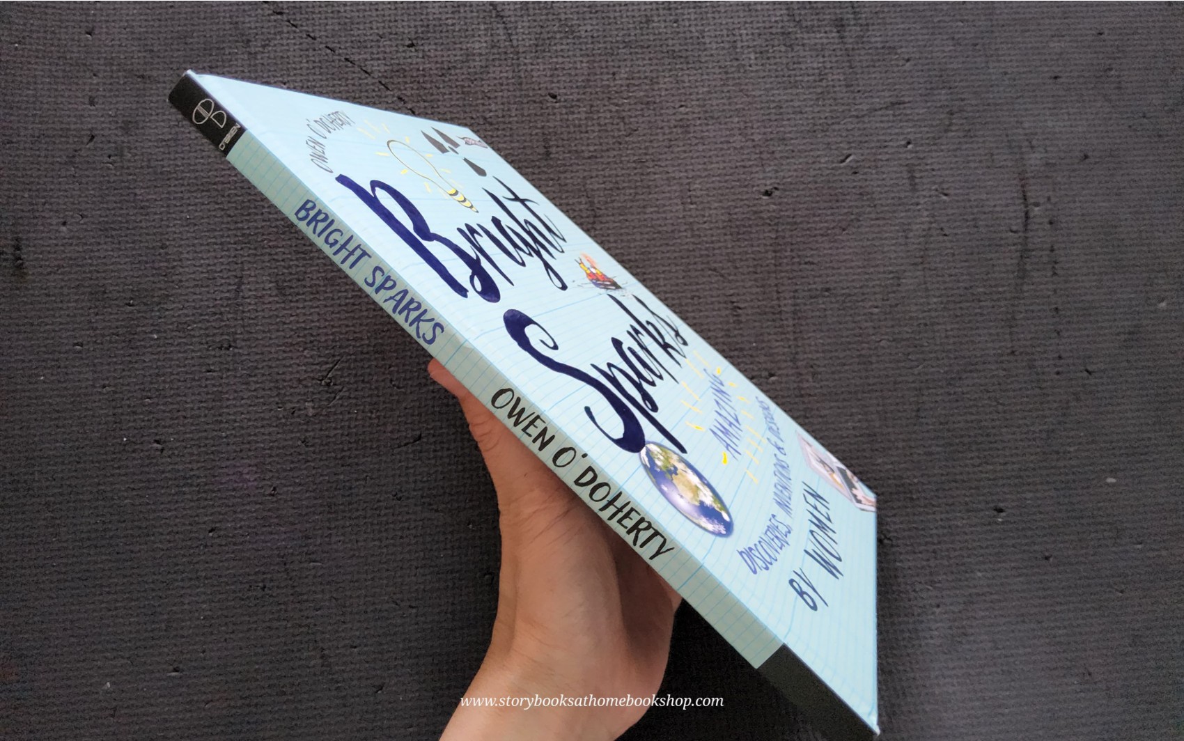 KNOWLEDGE BOOK ** 🍅🍓BRIGHT SPARKS AMAZING DISCOVERS,INVENTIONS&DISIGNS BY WOMEN