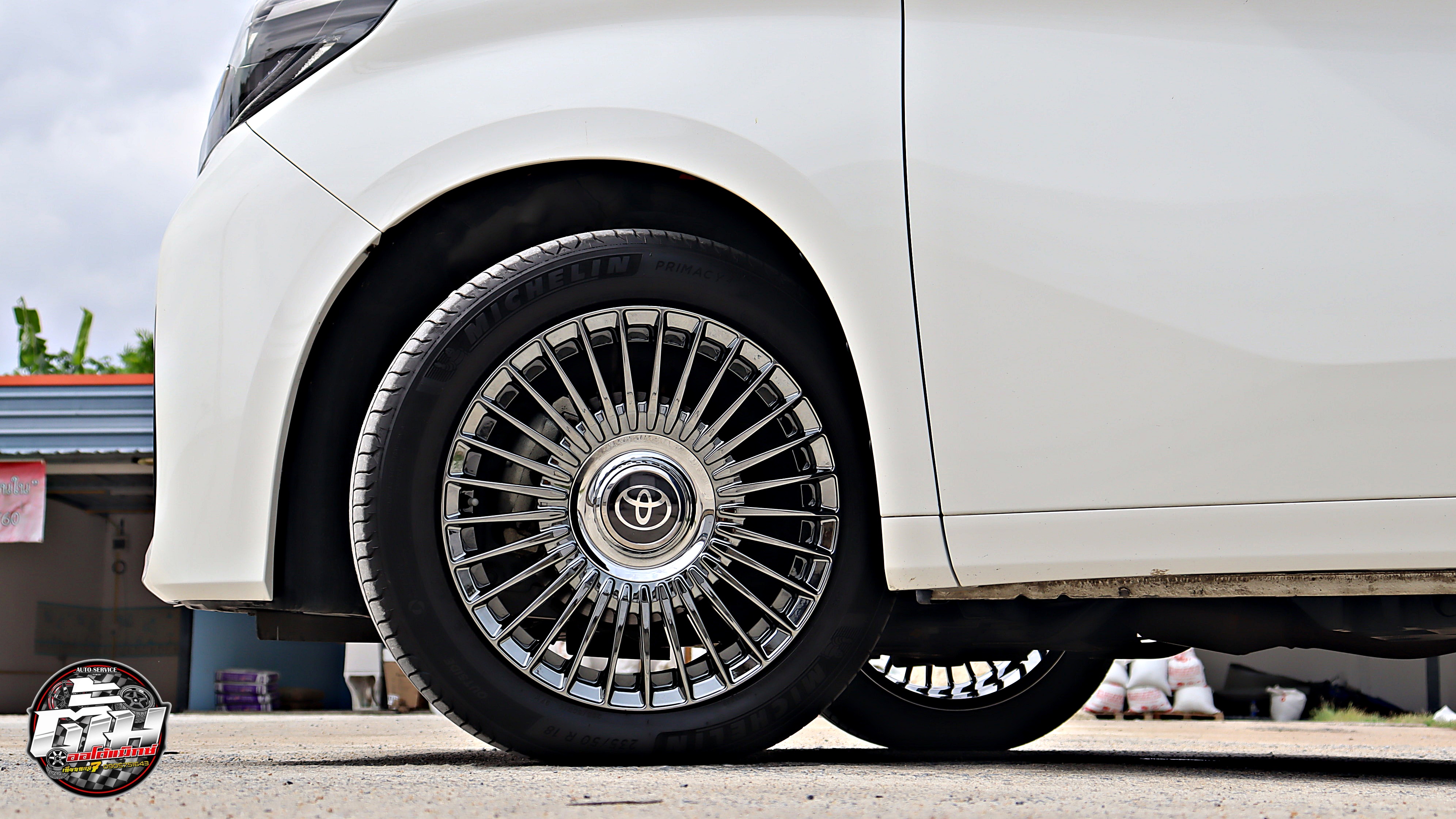 TOYOYA ALPHARD เปลี่ยนล้อยาง 0243 ขอบ18นิ้ว