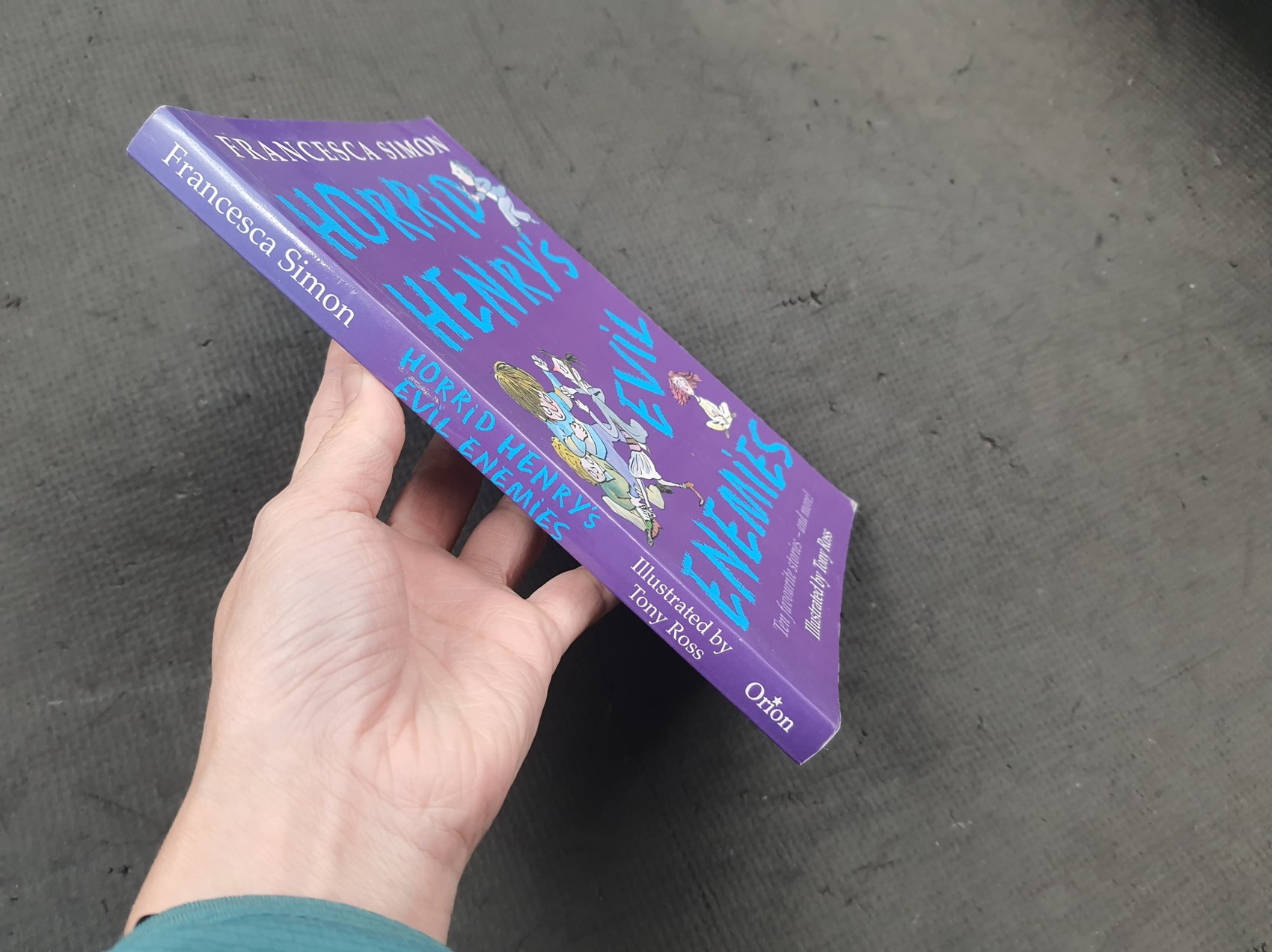 หนังสือนิทานปกอ่อน** 🍅HORRID HENRY'S EVIL ENEMIES BY FRANCESCA SIMON