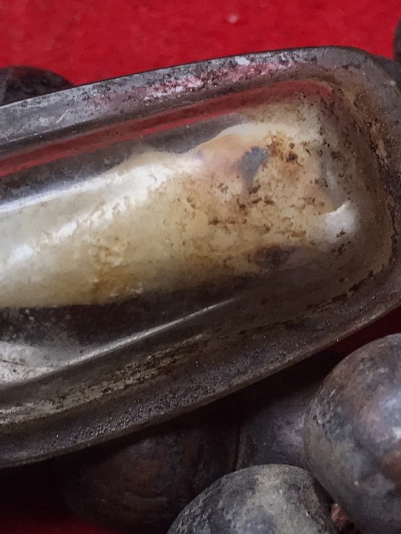 พระทันตธาตุ และประคำครูบาวัดสันโค้ง อ.แม่จัน จ.เชียงราย ได้มาจากคุณครูดนัย อดีตเป็นครูสอนโรงเรียนแม่จันวิทยาคม ปัจจุบันอายุ 79 ปี เปิดร้านอาหารอยู่น อ.แม่จัน ครูดนัยท่านเป็นลูกศิษย์ครูบาวัดสันโค้ง ท่านเล่าว่าได้พระทันตธาตุมาในปี 2519 พร้อมกับประคำ