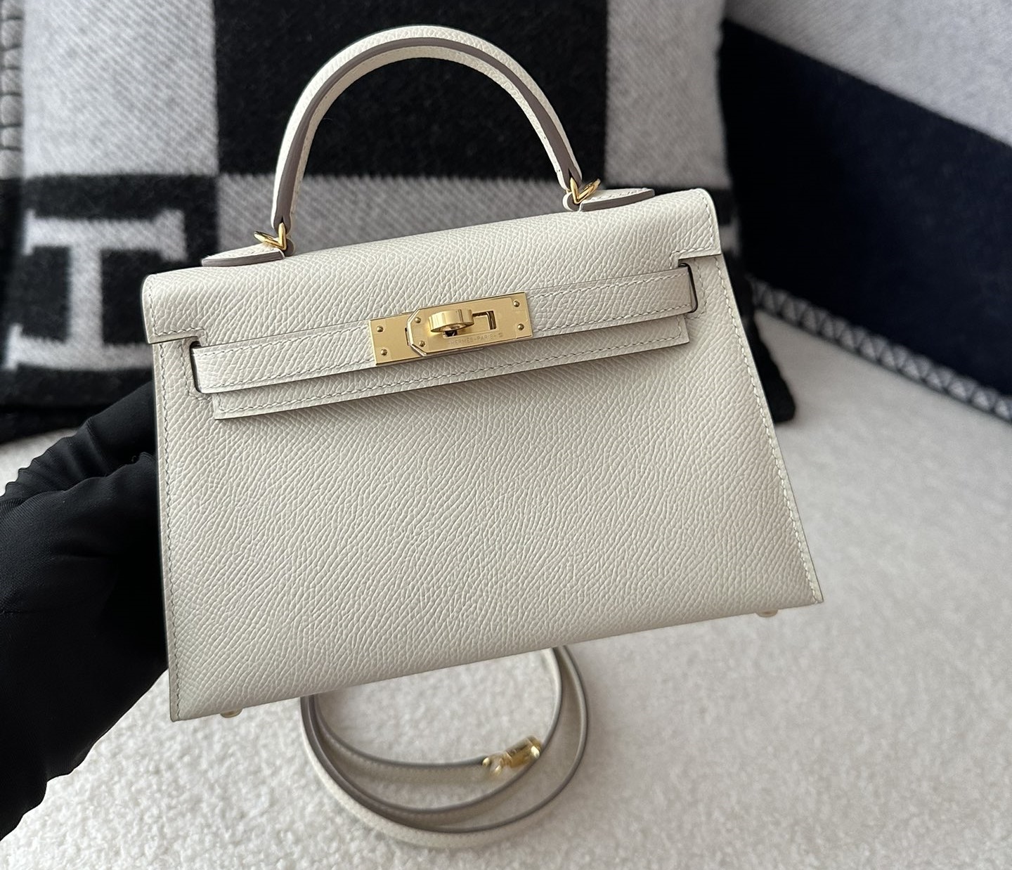 [Pre-order] Hermes Mini Kelly สีCraie สีที่ Hot ที่สุดแห่งปี หนัง original Epsom งาน full handmade 100% คุณภาพ VIP เกรดดีที่สุด