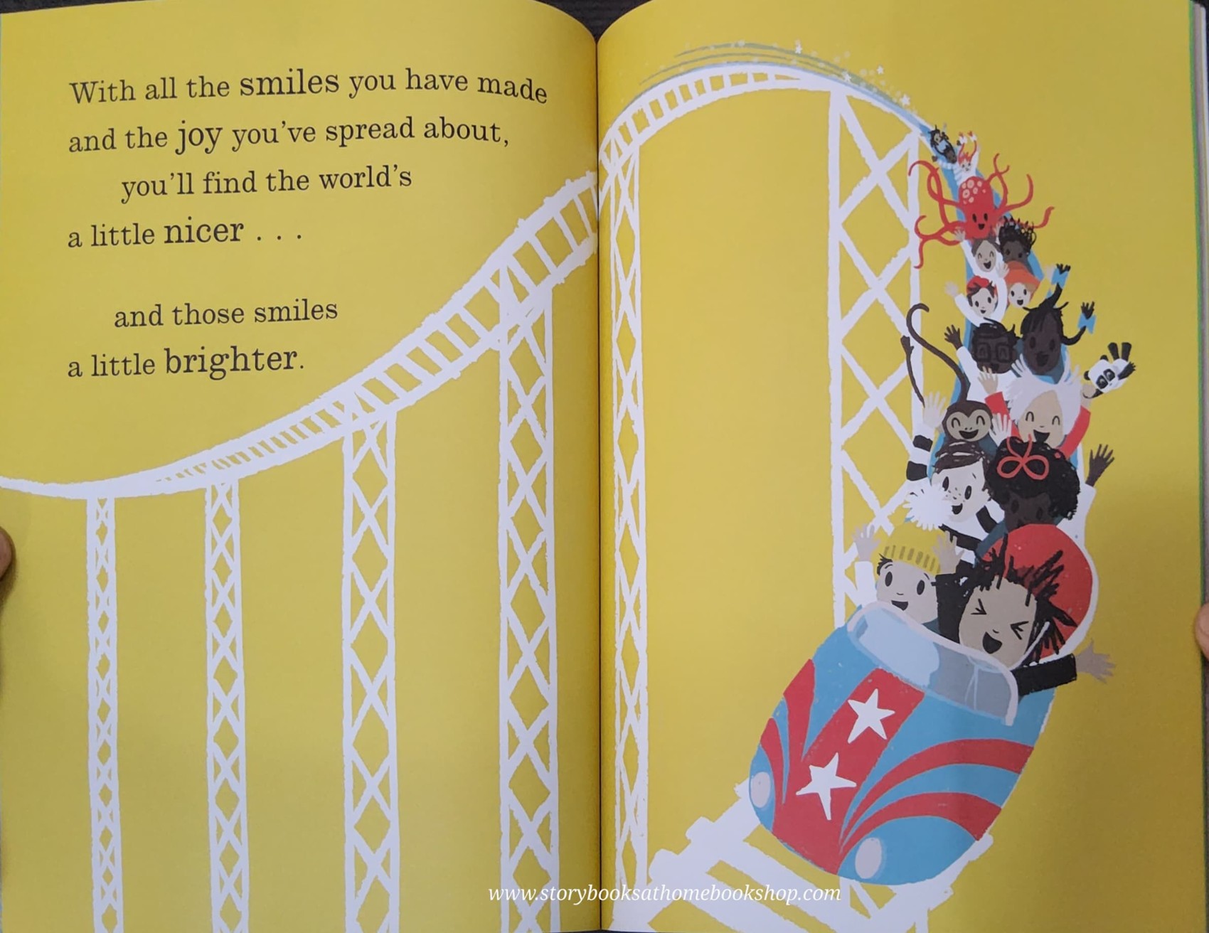 หนังสือนิทานปกอ่อน ** 🍅🍓PASS IT ON BY SOPHY HENN