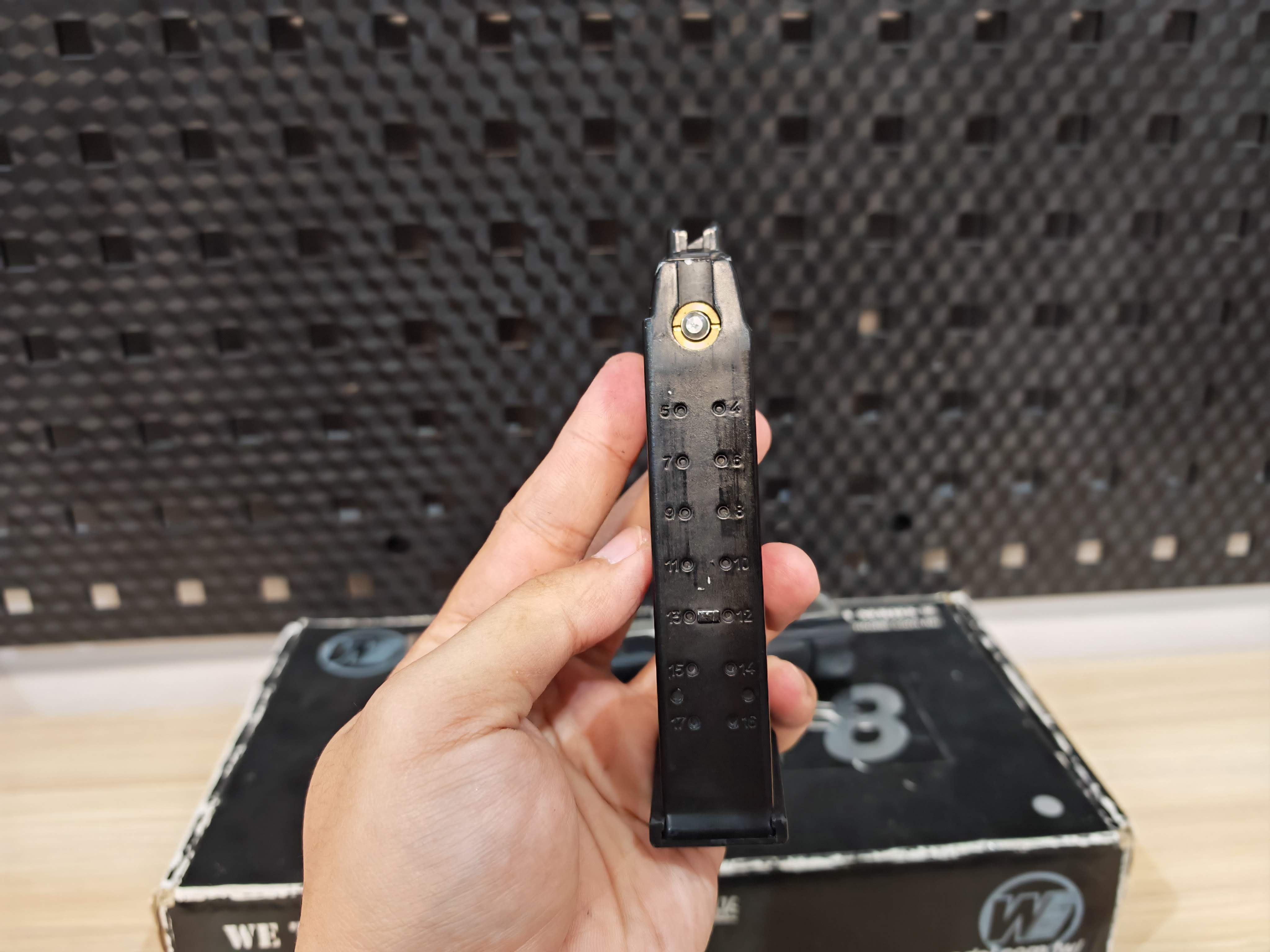 WE G18C Glock18C Gen3 Full-Auto สีทูโทนเดิมโรงงาน ไต้หวัน GBB BB Gun บีบีกัน แบบแก๊ส ปืนอัดลม Airsoft Gun มือสอง