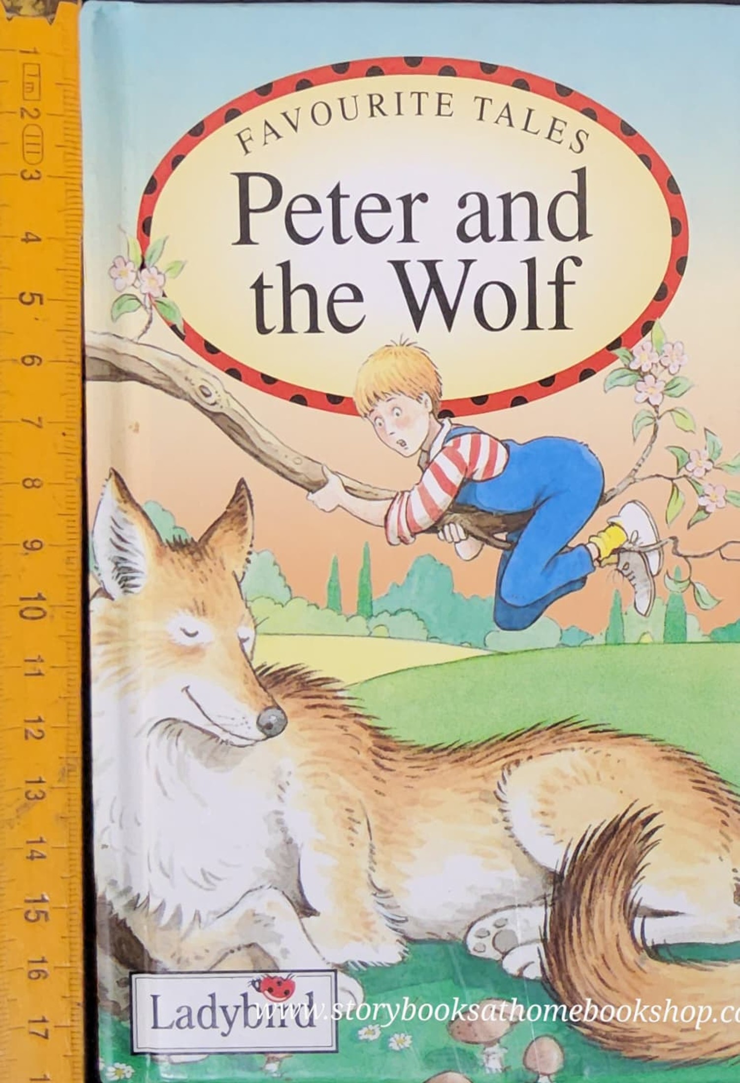 หนังสือนิทานปกแข็ง ** ♥️FAVOURITE TALES PETER AND THE WOLF