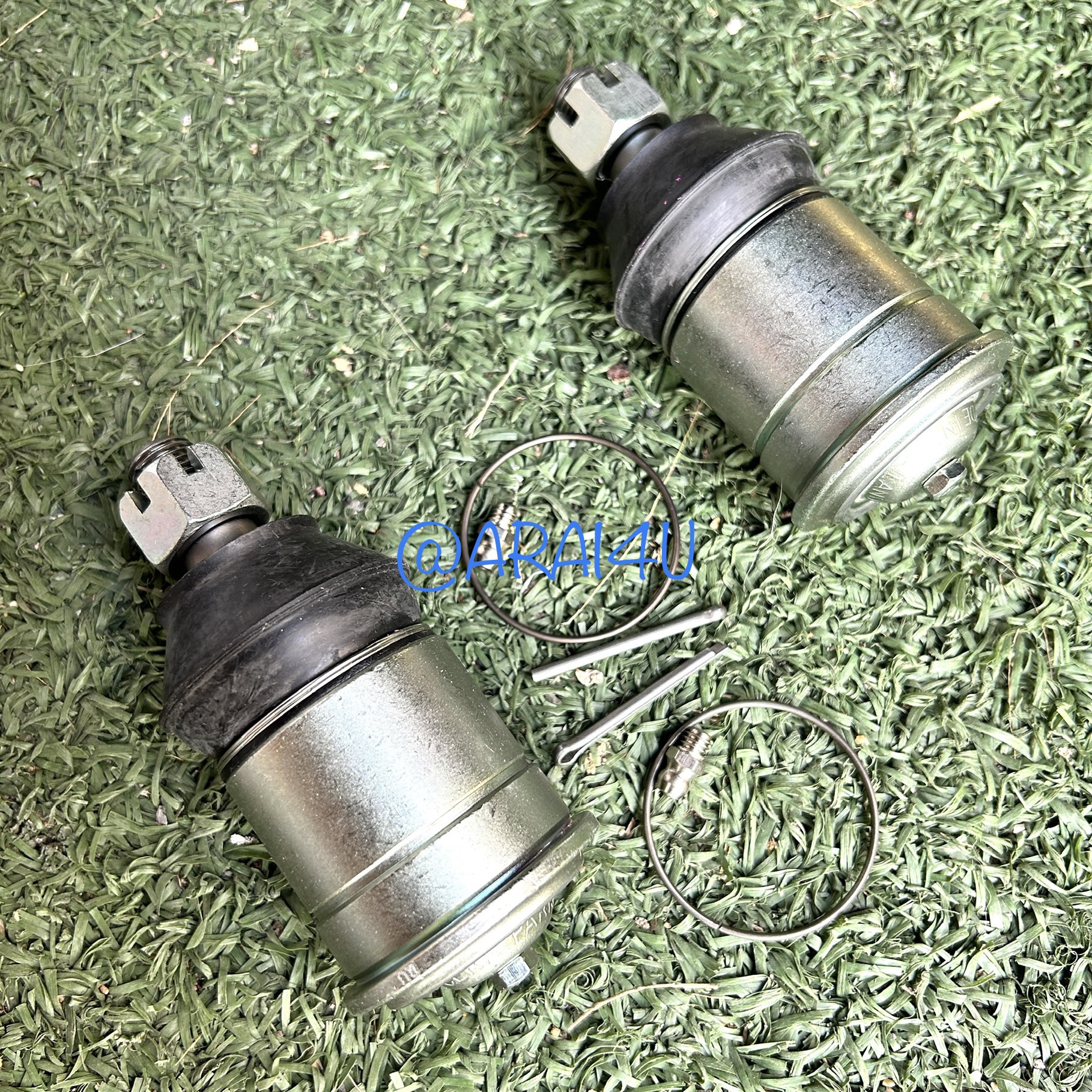ลูกหมากปีกนกบน-ยกสูง NISSAN NAVARA D40 NP300 2-4 WD