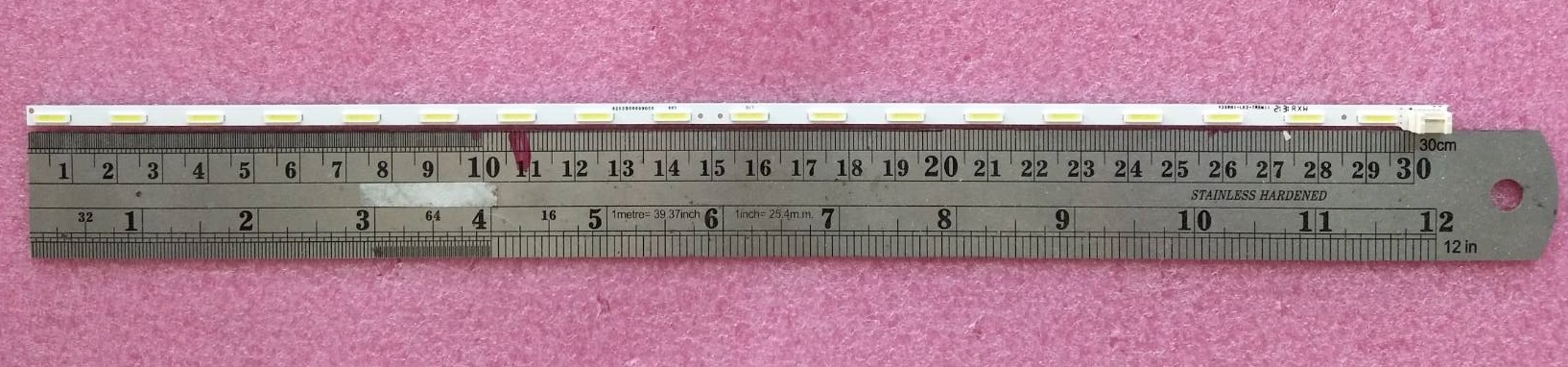 หลอดแบล็คไลท์ทีวี SHARPชาร์ป อะไหล่ใหม่โรงงาน ใช้กับรุ่น LC-24LE150M LC-24LE155M UA24H4003