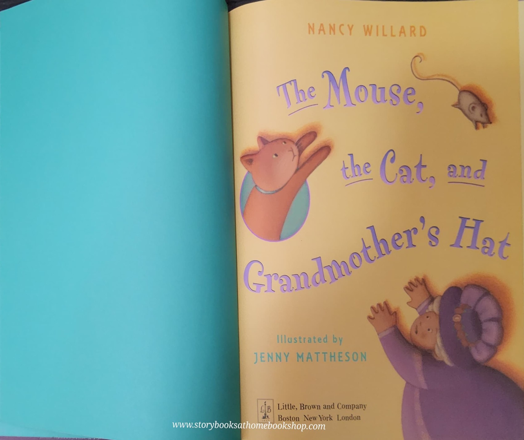หนังสือนิทานปกแข็ง** 🍅THE MOUSE THE CAT,AND GRANDMOTHER'S HAT BY NANCY WILLARD