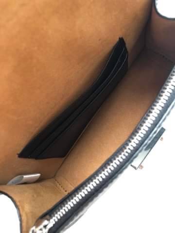 New Mcm Mini Gretl crossbody Sz.11.0 x 18.5 x 5.0 ซม.