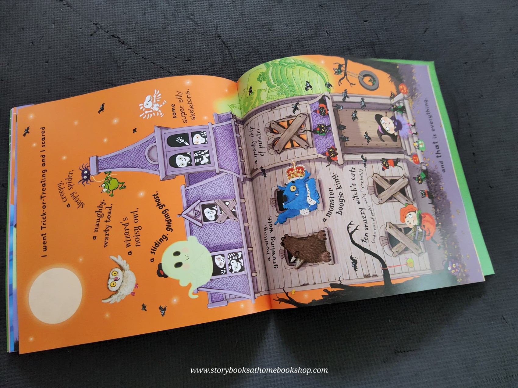 หนังสือนิทานปกอ่อน** 🍅🍓I WENT TRICK-or-TREATING BY PAUL HOWARD🍅🍓