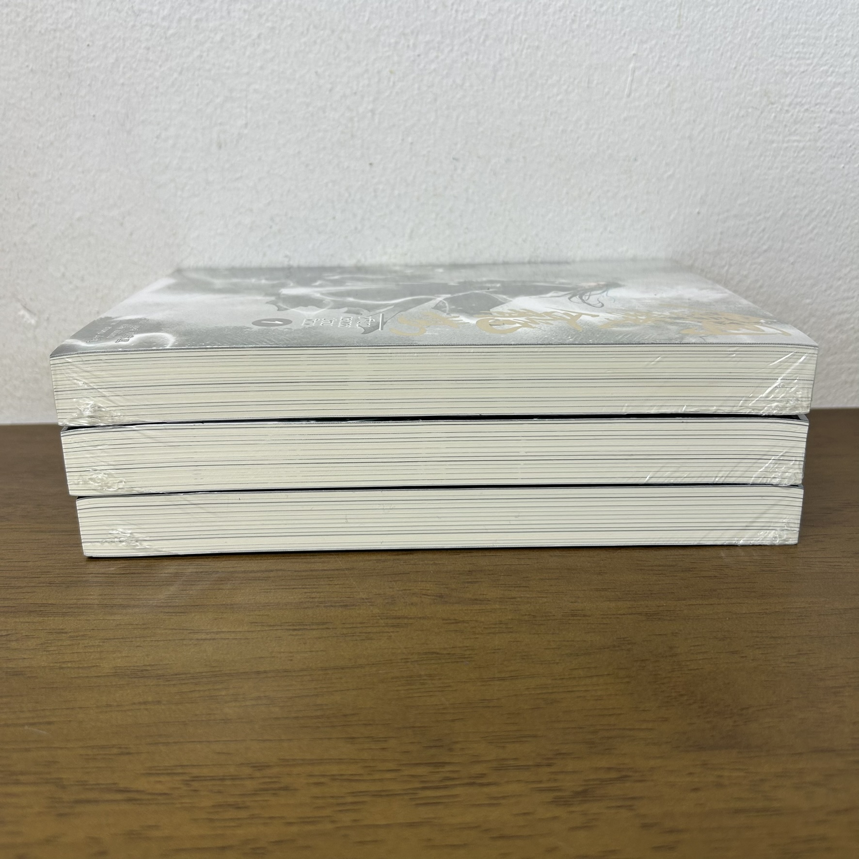 [YAOI] เหรียญทองแดงปราบพิภพ เล่ม 1-3 จบ ครบชุด ... มู่ซูหลี่ (มือหนึ่งซีล) นิยายวาย มิเนอร์ว่า Minerva