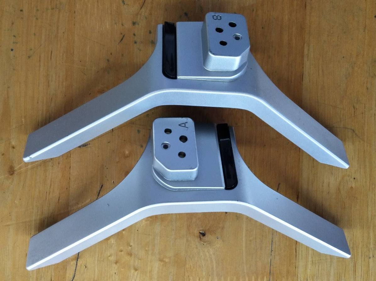 ขาตั้ง TV TOSHIBA (โตชิบา) อะไหล่แท้/มือสองพร้อมใช้งาน ใช้กับรุ่น 32L5650VT