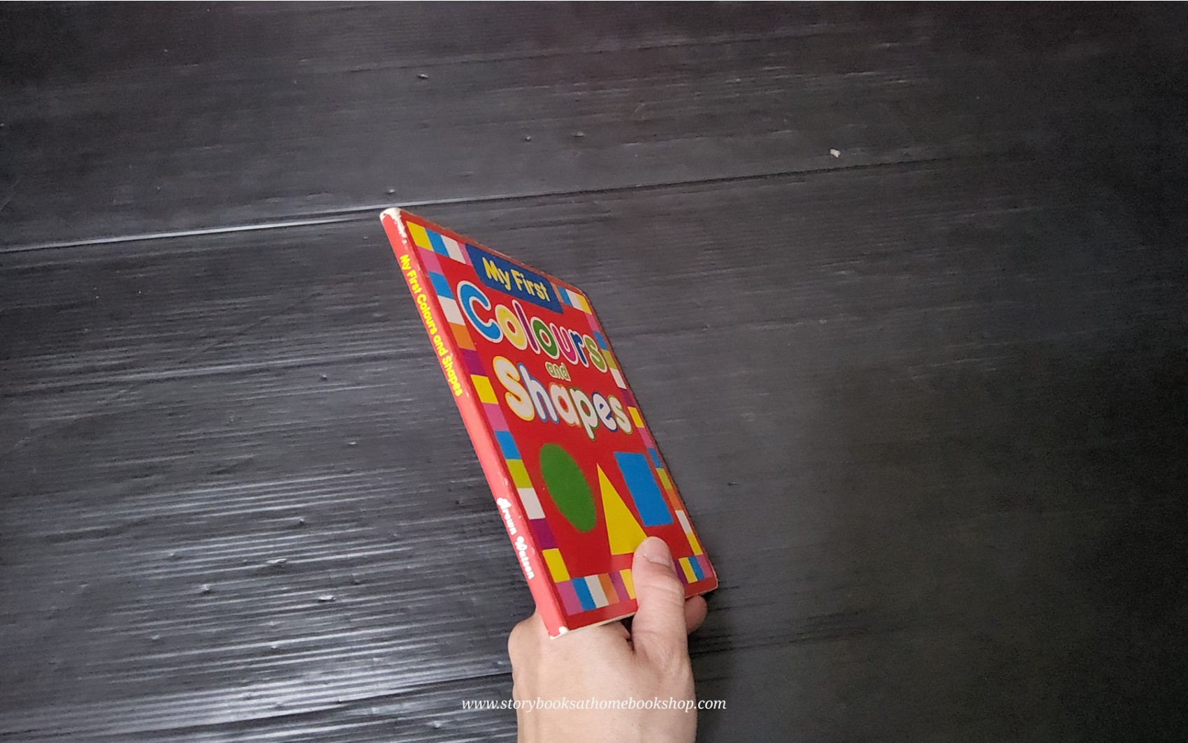 BOARD BOOK** 🍅🍅MY FIRST COLOUR AND SHAPES