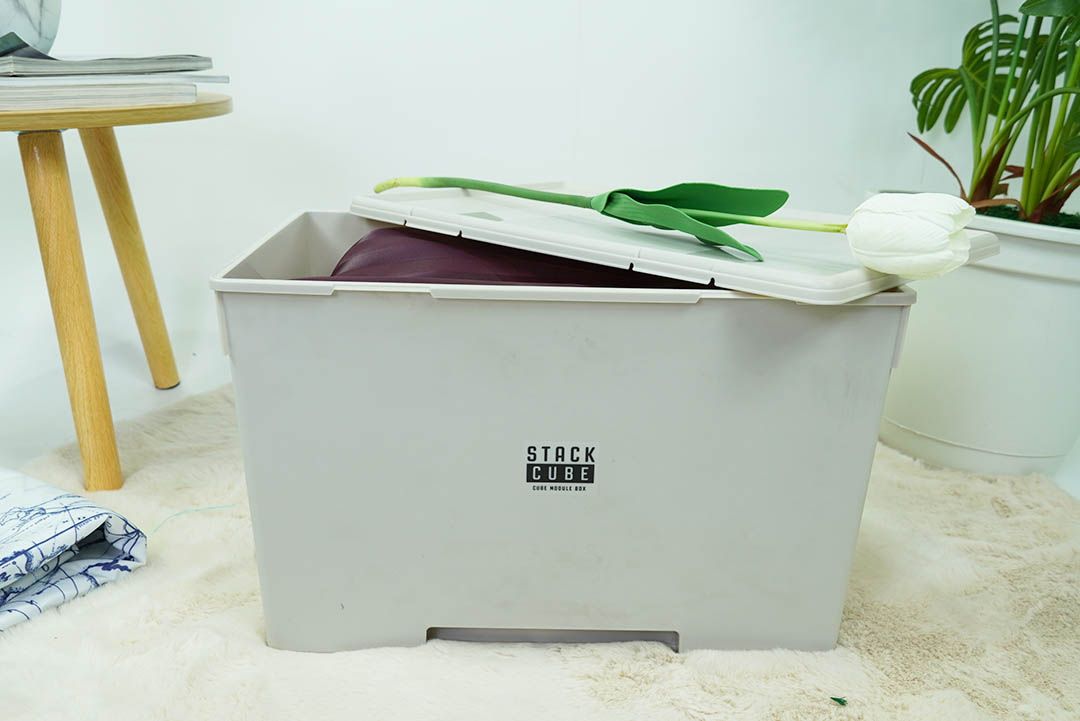 Storage box กล่องจัดระเบียบ มีฝาปิด กล่องเก็บของพลาสติก JP Quality gray 26x40x26 cm