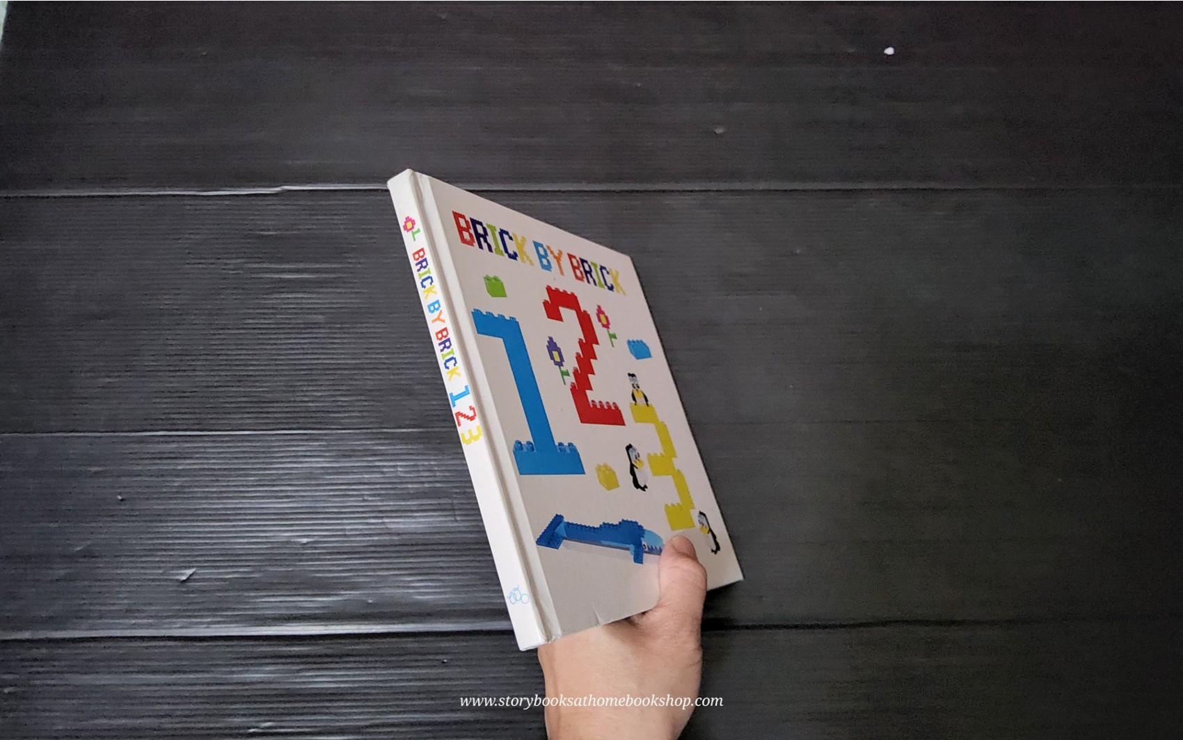 หนังสือนิทานปกแข็ง** 🍅🍅BRICK BY BRICK 123