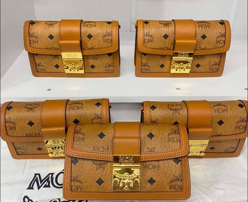 New Mcm Gretl ฝาลาย