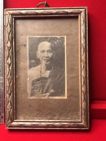 รูปถ่ายครูบาเจ้าศรีวิชัย เก่าได้อายุ ได้มาจากคุณอนุรักษ์ฯ นักสะสมวัตถุมงคลชาวล้านนา จ.ลำพูน
