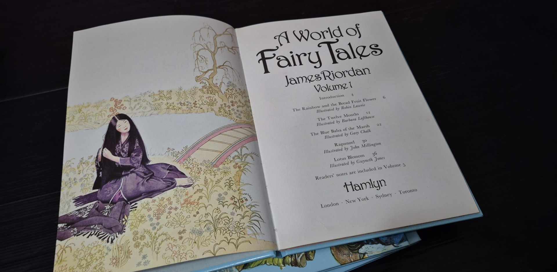 หนังสือนิทานปกแข็ง** 🍅🍓A WORLD OF FAIRY TALES VOLUME 1-5 @80