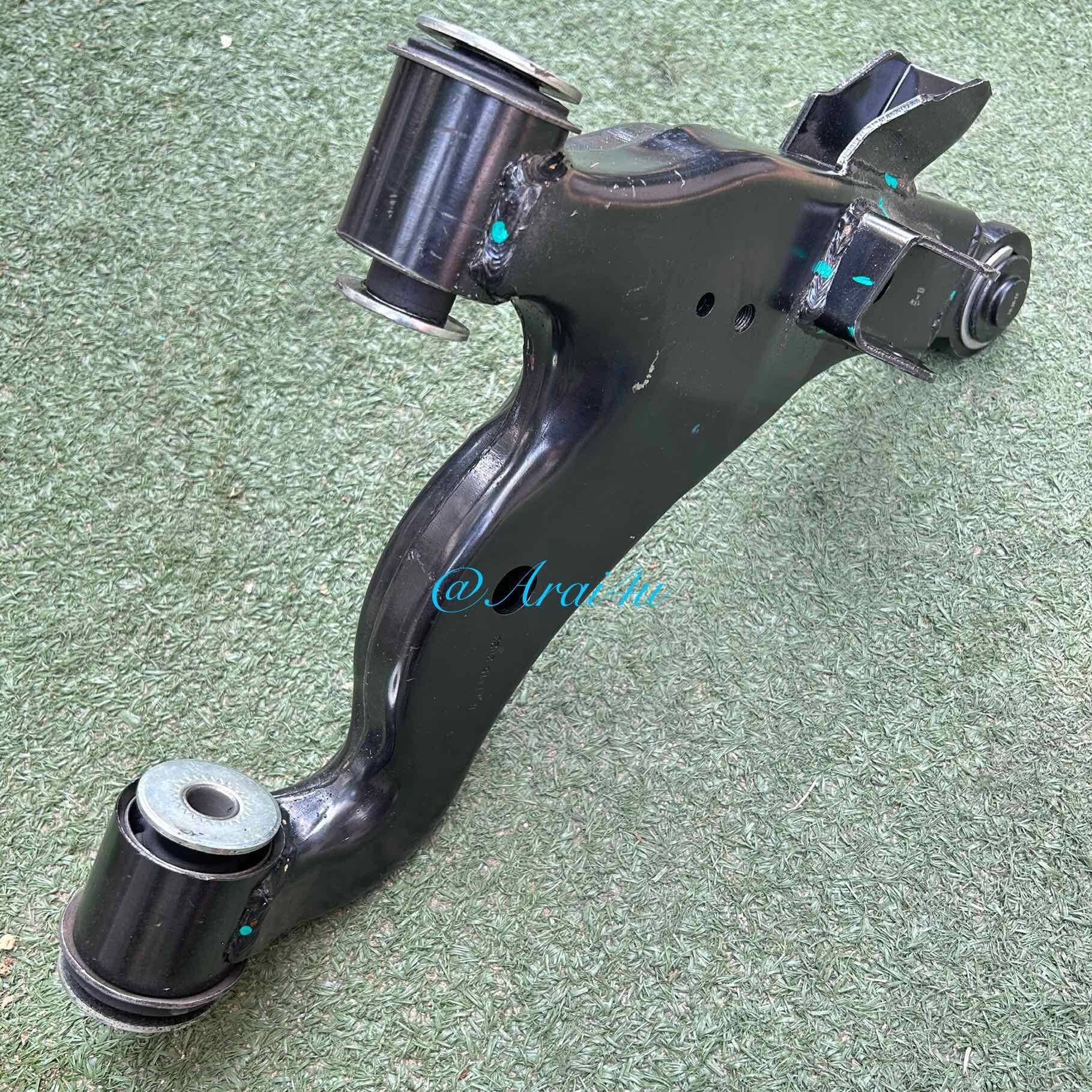 TRW ปีกนกล่างทั้งปีก TOYOTA VIGO 4X2 ปี 04-08,INNOVA ปี 04-13,Revo 4X2 ปี 15 ขึ้นไป TRW JTC7649