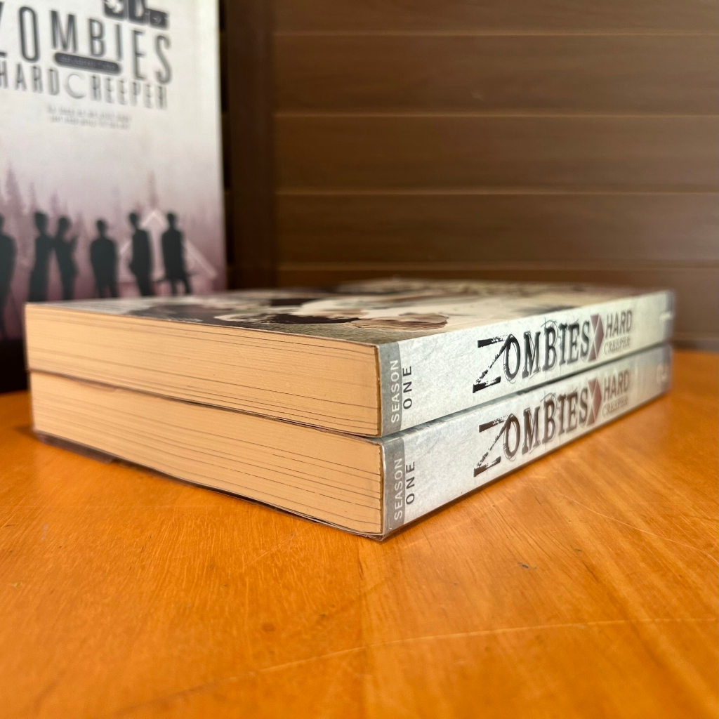 [FAN FICTION:EXO] BOXSET Zombies Hard Creeper Season 1 เล่ม 1-2 (จบ) ... นลินค่ะ เขียน (มือสอง)