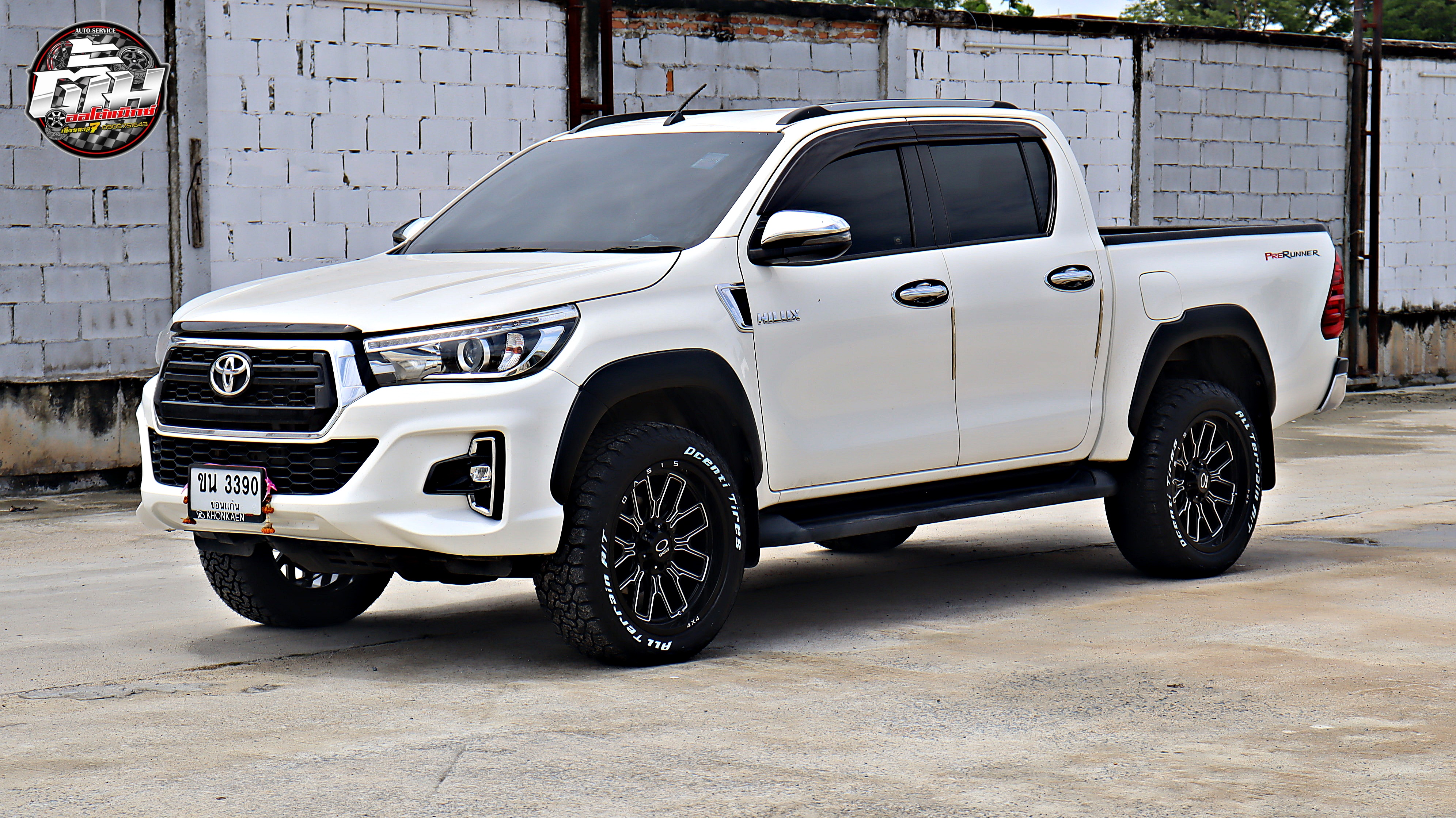 TOYOTA PRERUNNER เปลี่ยนล้อยาง ล้อ OASIS Marvel ULTRA ขอบ20นิ้ว ยาง DCENTI All Terrain AT 265/50R20 106H