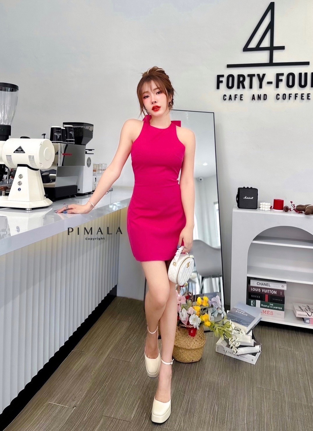 เดรส+เข็มกลัดโบว์ เดรสแขนกุดทรงเรียบๆแต่น่ารักมากกก