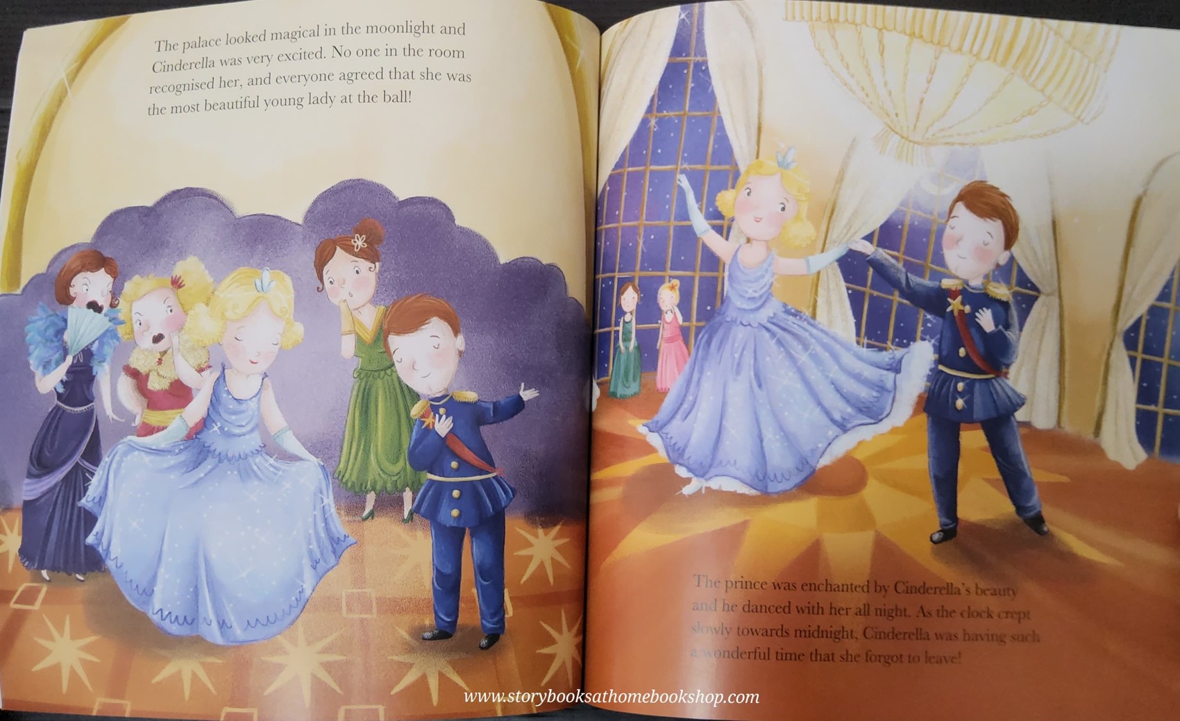 หนังสือนิทานปกอ่อน** ♥️♥️CINDERELLA