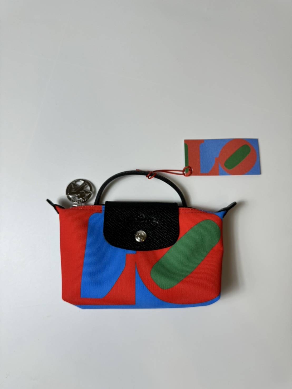 มี 1 ใบ New Longchamp Pouch สีใหม่ Limited