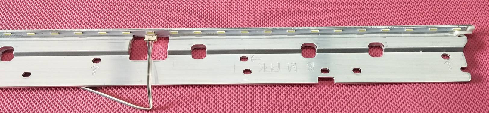 หลอดแบล็คไลท์โซนี่ (SONY) อะไหล่แท้#มือสองพร้อมใช้งาน ใช้กับรุ่นKDL-49W800F 4-742-541-