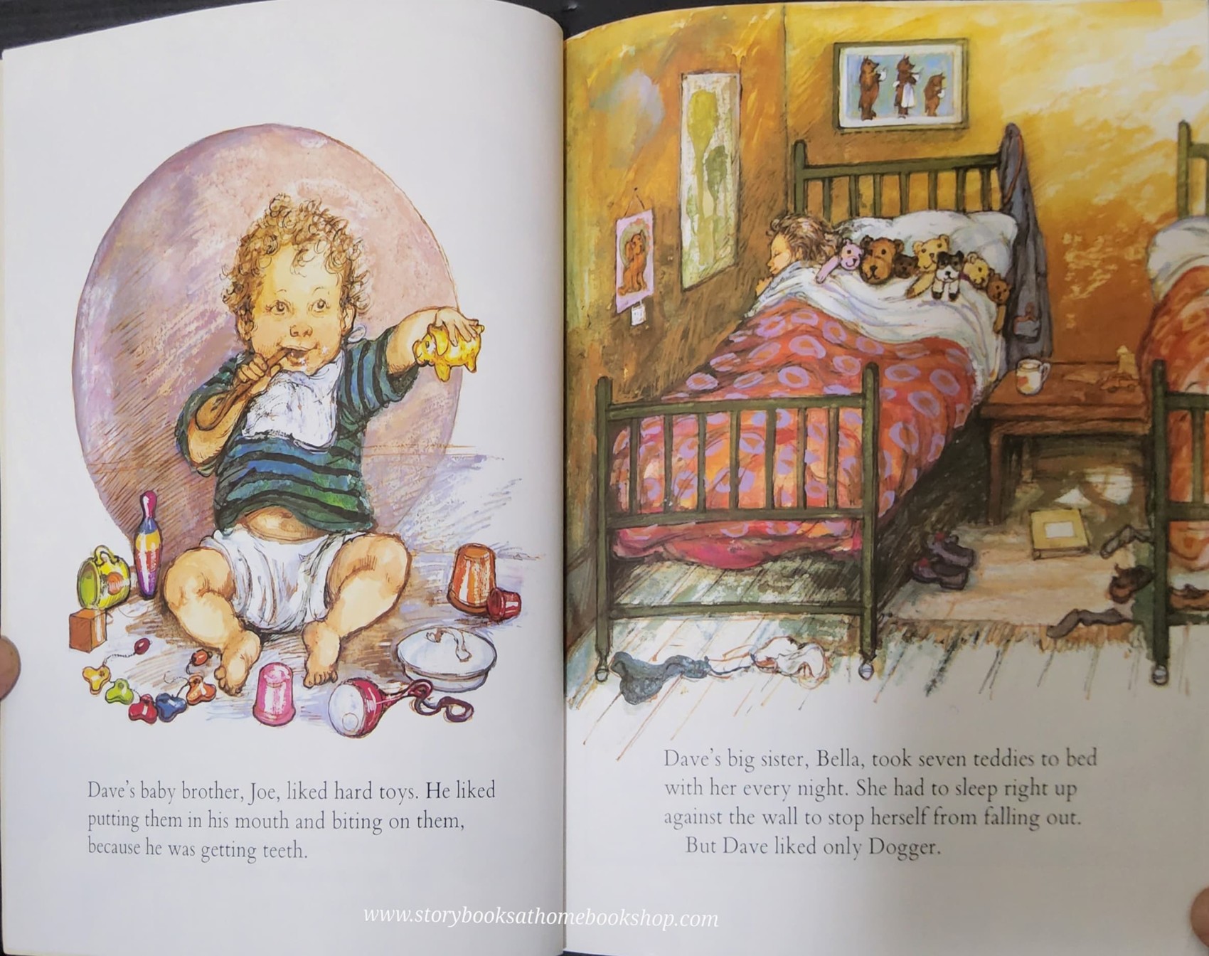 หนังสือนิทานปกอ่อน ** 🍅🍓DOGGER BY SHIRLEY HUGHES