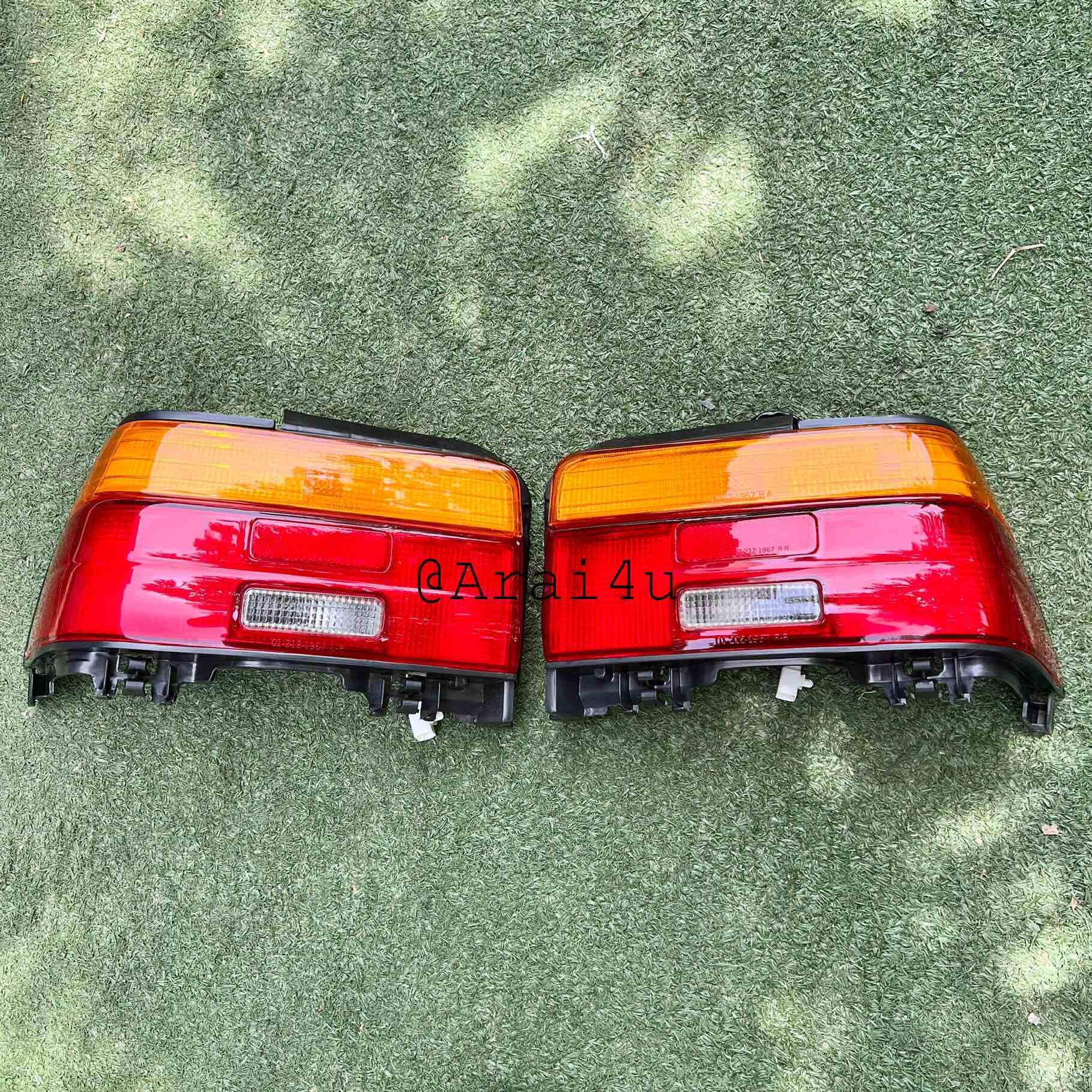 LUCID ไฟท้าย TOYOTA COROLLA AE100,AE101 ปี92-96 พร้อมขั่วไฟ คู่ละ (212-1967L,R)