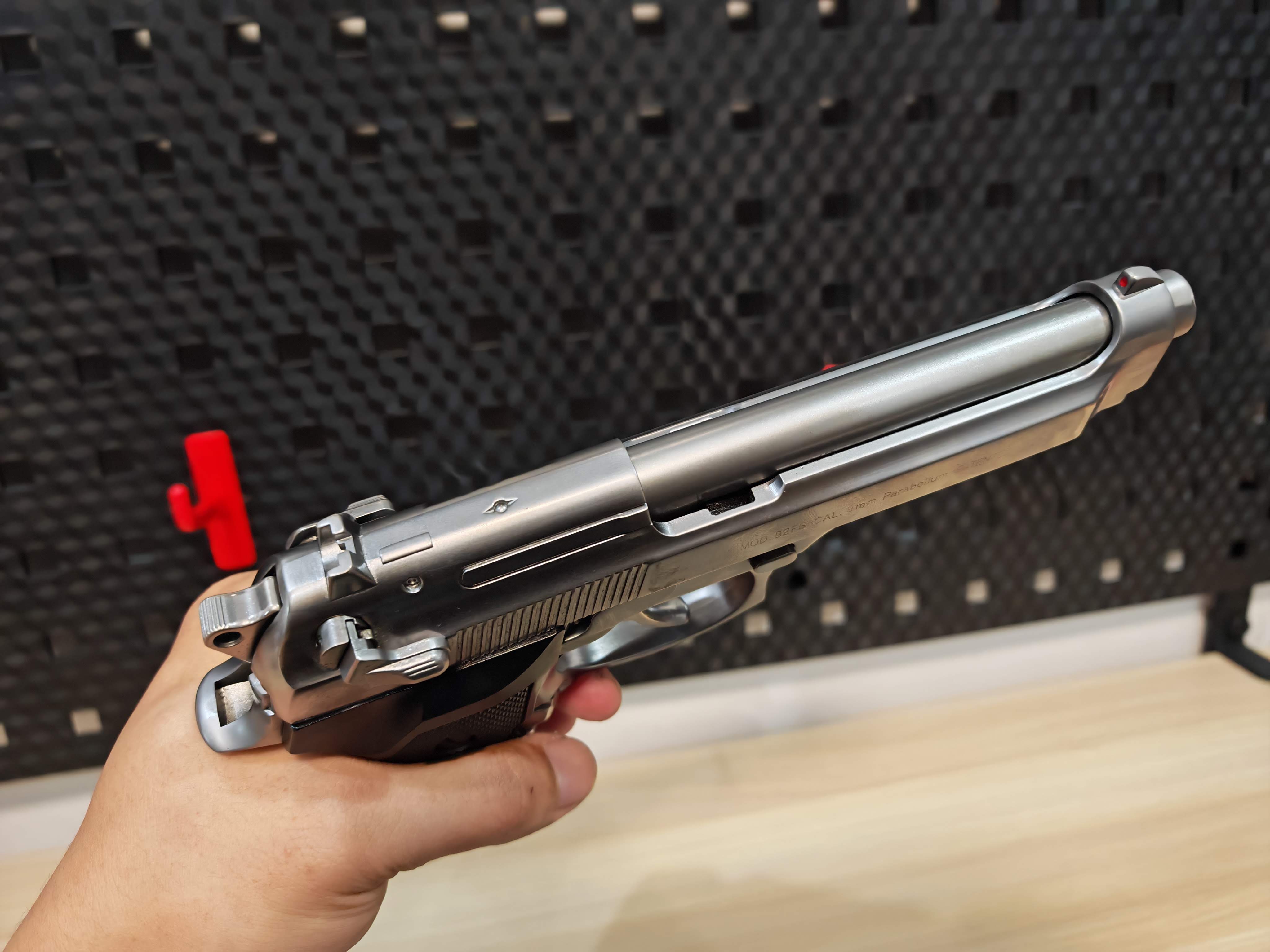 WE Beretta M92 Semi Version GBB เงิน ไต้หวัน BB Gun บีบีกัน แบบแก๊ส ปืนอัดลม มือสอง Airsoft Gun