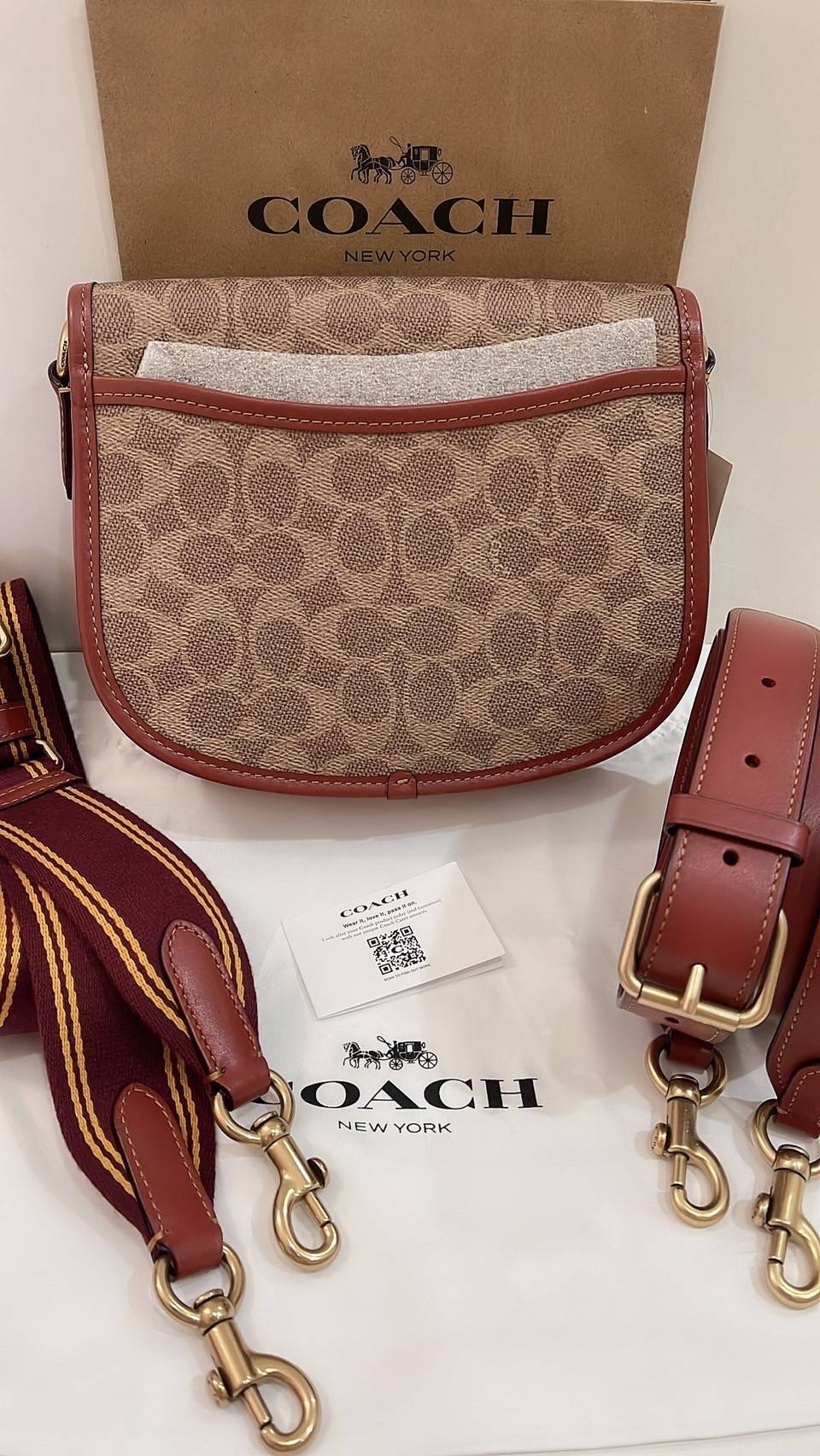 New coach Willow Saddle Bag In Signature Canvas