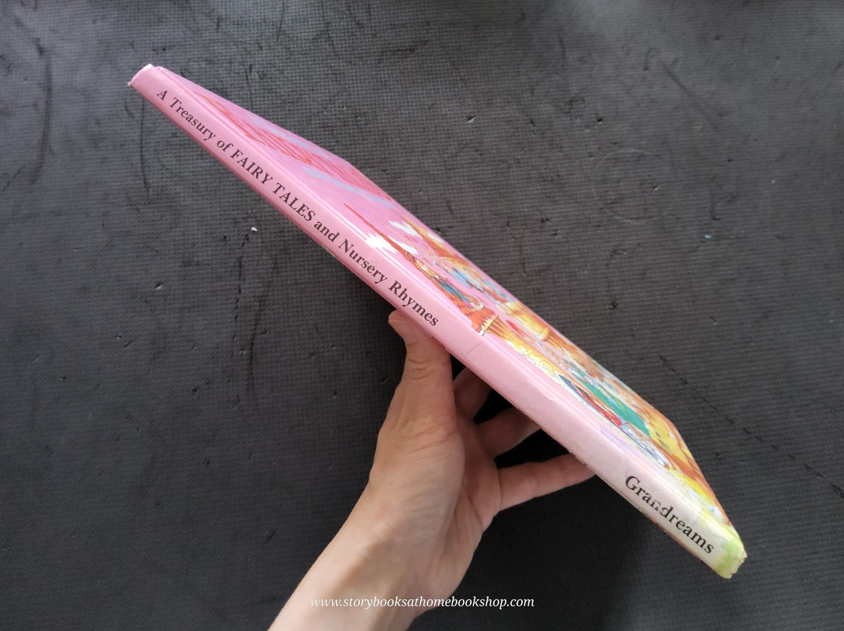 หนังสือนิทานปกแข็ง** 🍅🍅A TREASURY OF FAIRY TALES AND NURESERY RHYMES