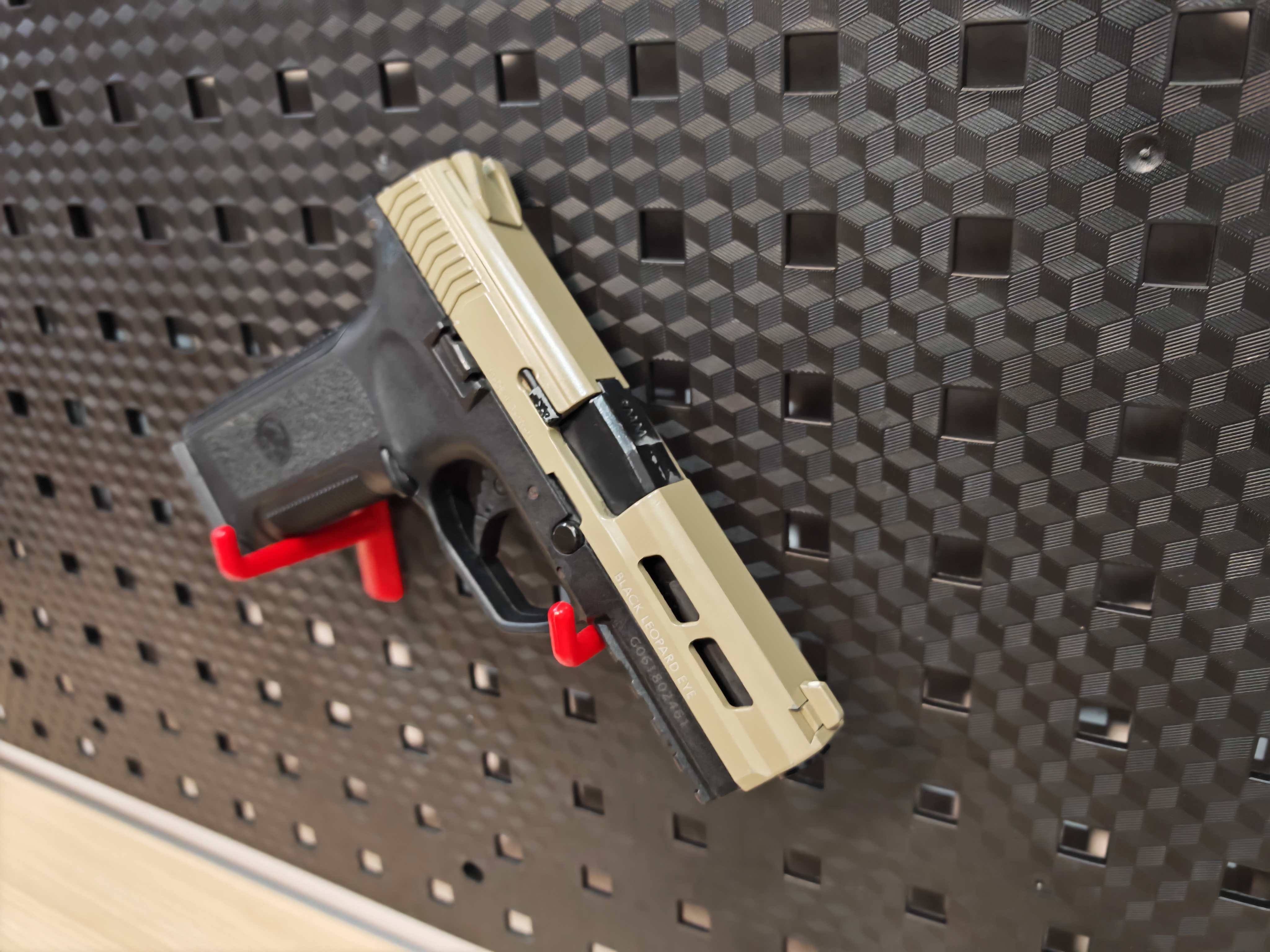 ICS BLE-006-SD4 XAE GAS PISTOL TWO-TONE Revo Valve System GBB ไต้หวัน BB Gun บีบีกัน แบบแก๊ส ปืนอัดลม มือสอง Airsoft Gun