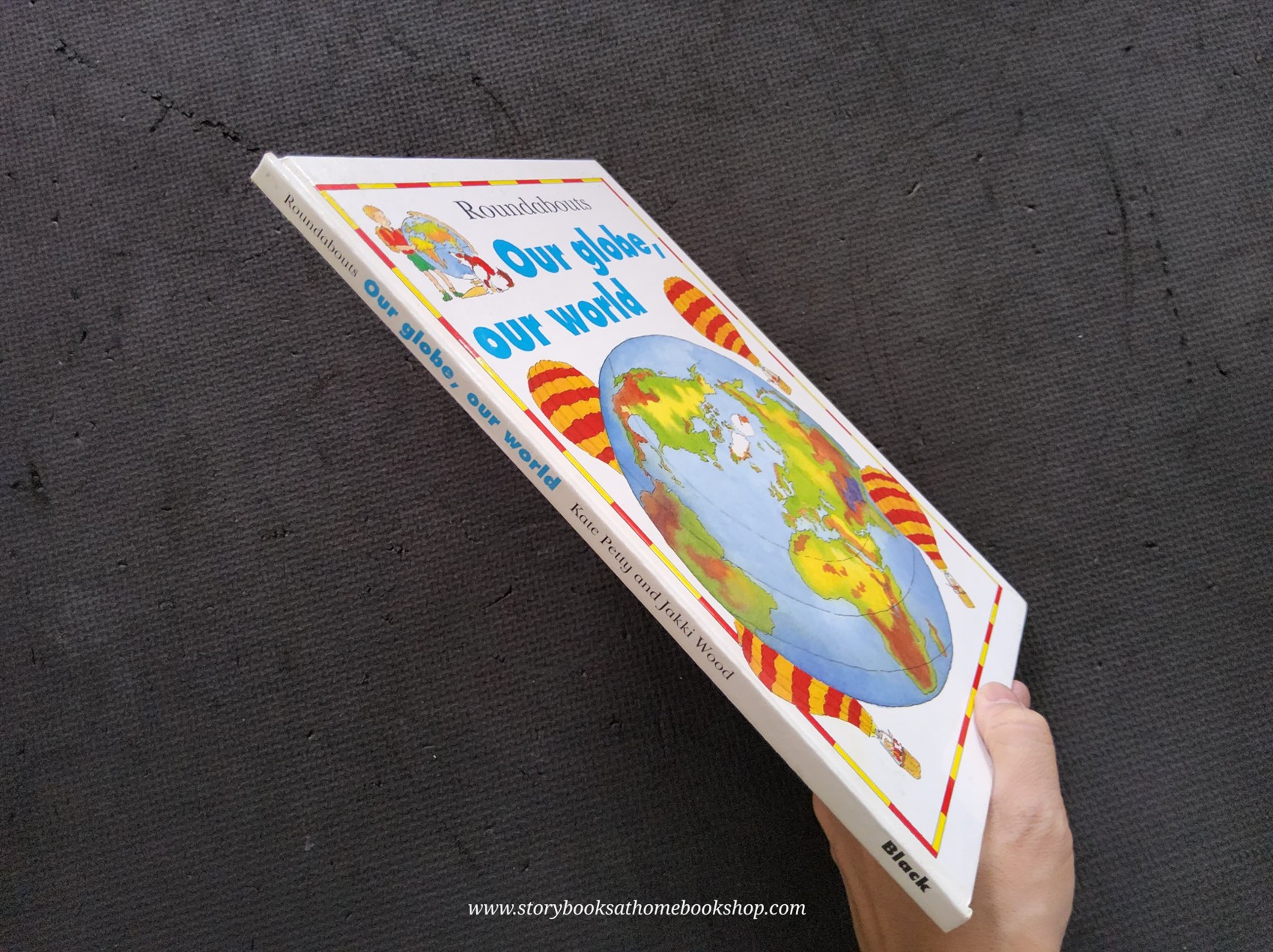 หนังสือนิทานปกแข็ง** 🍅🍅ROUNDABOUTS OUR GLOBE, OUR WORLD