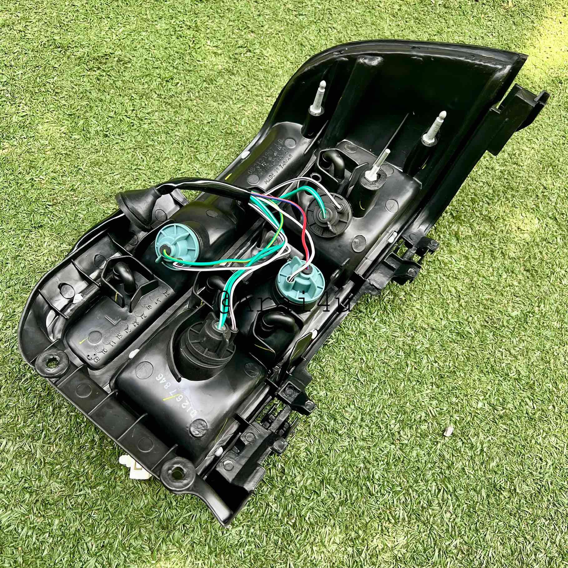 LUCID ไฟท้าย TOYOTA COROLLA AE100,AE101 ปี92-96 พร้อมขั่วไฟ คู่ละ (212-1967L,R)